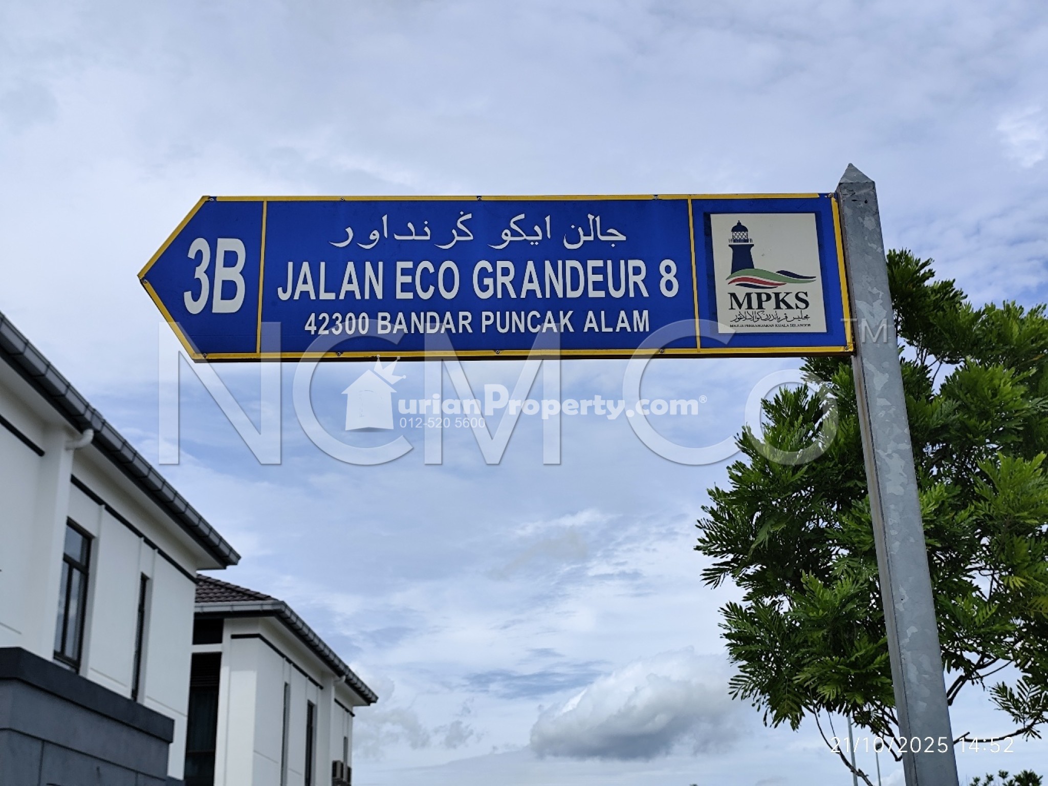 Terrace House For Auction at Eco Grandeur