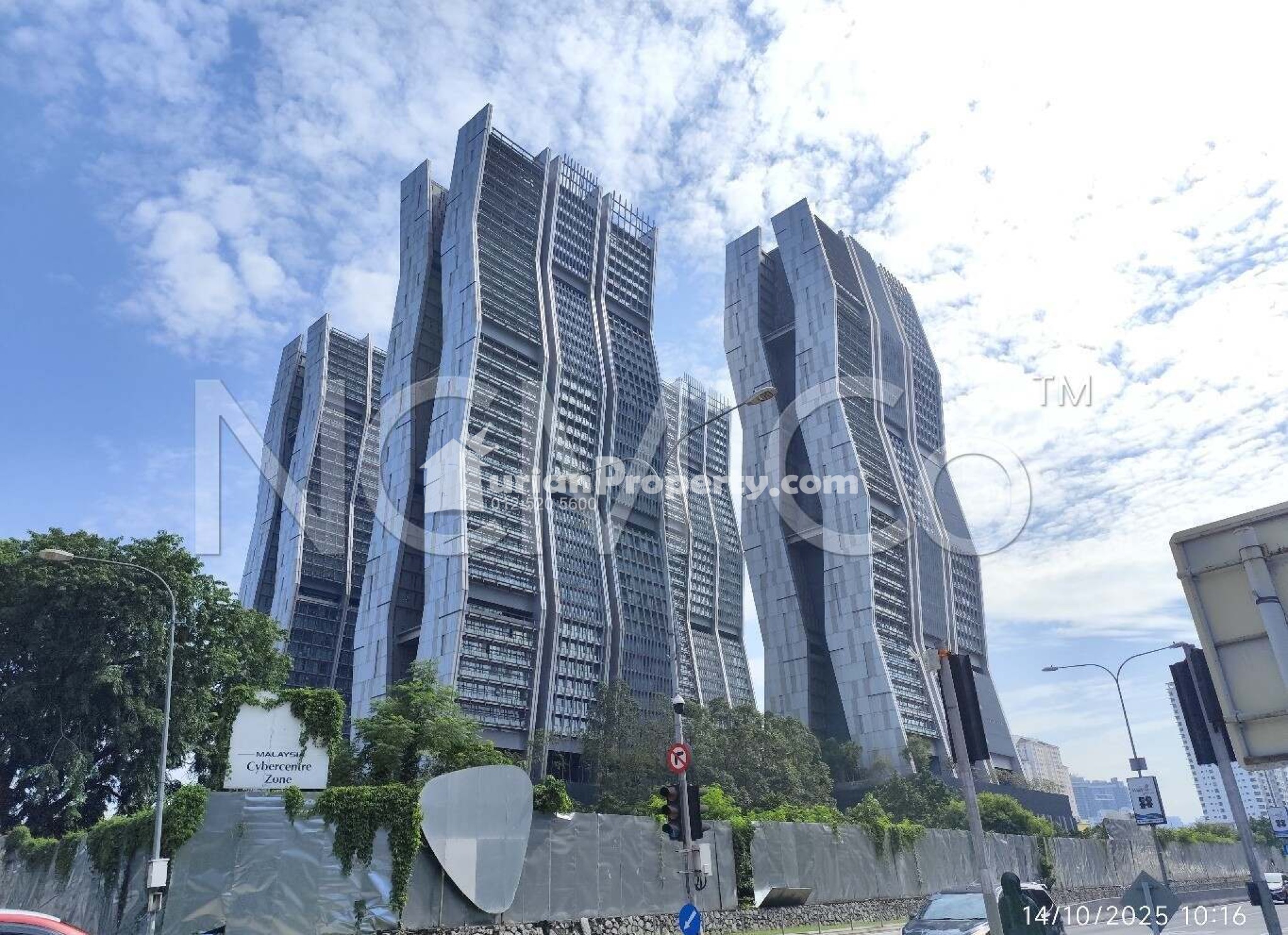 Serviced Residence For Auction at The Fennel