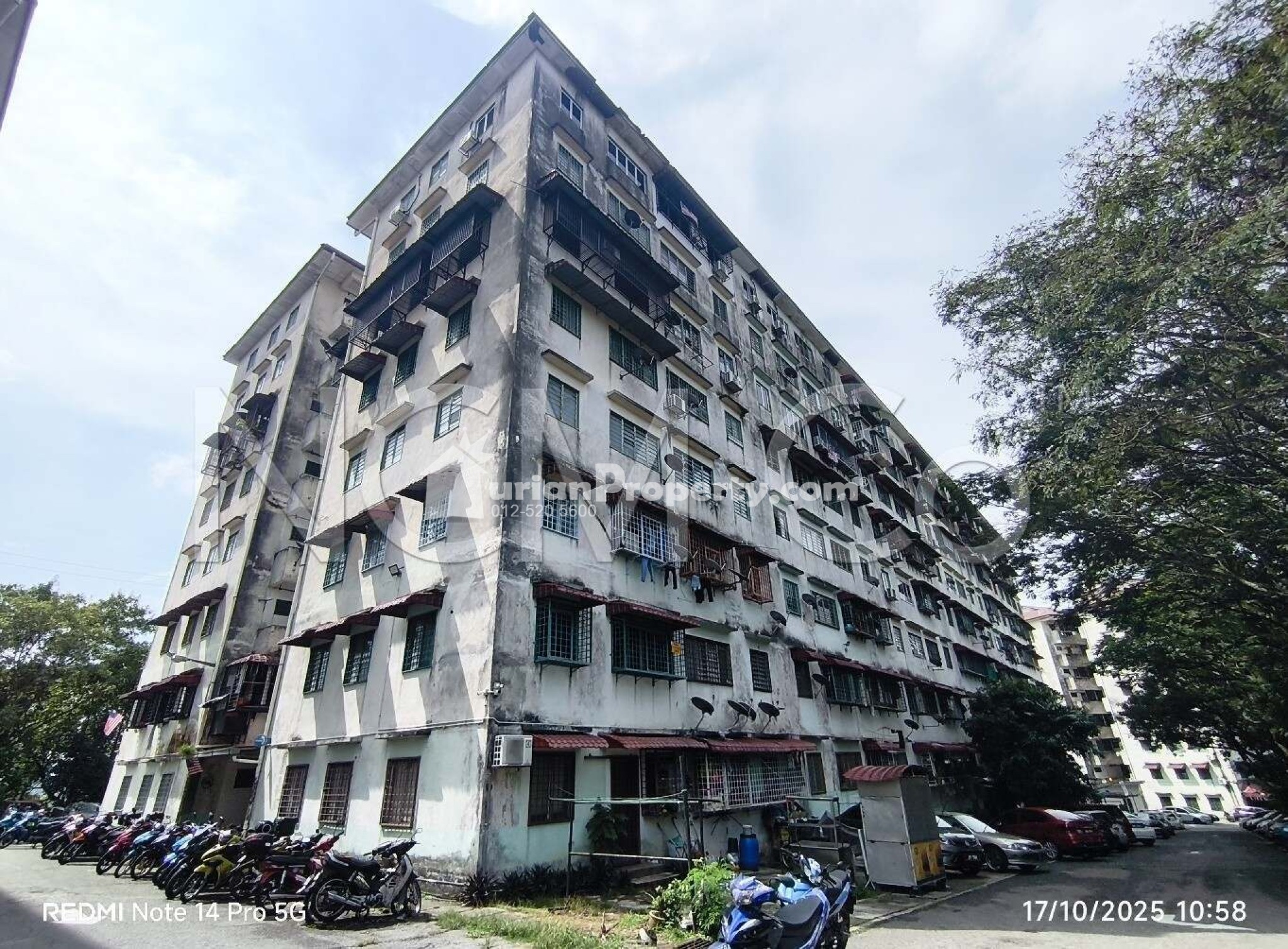 Apartment For Auction at Flat Taman Bukit Segar