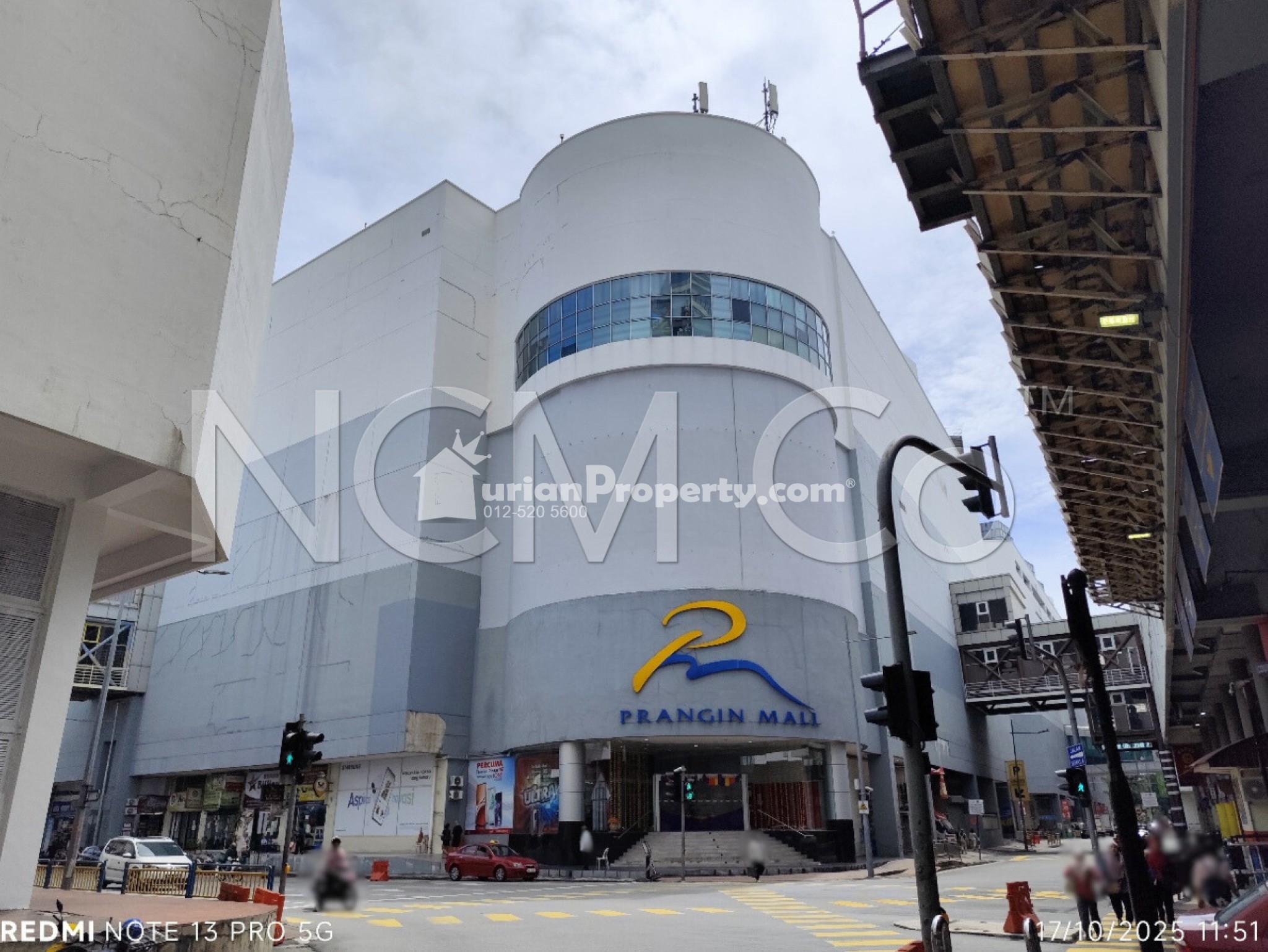Shop For Auction at Prangin Mall