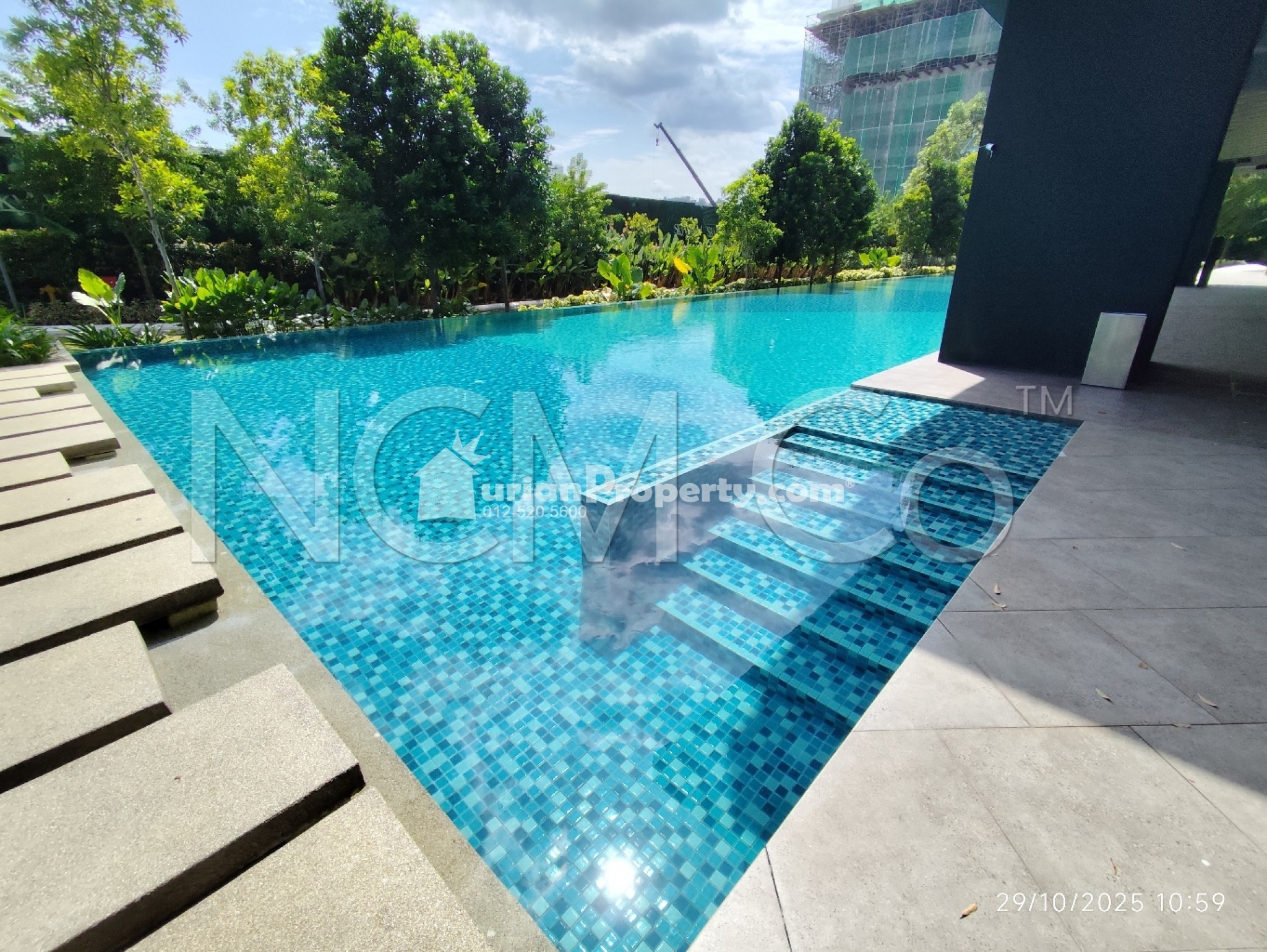 Condo For Auction at The Valley Residence