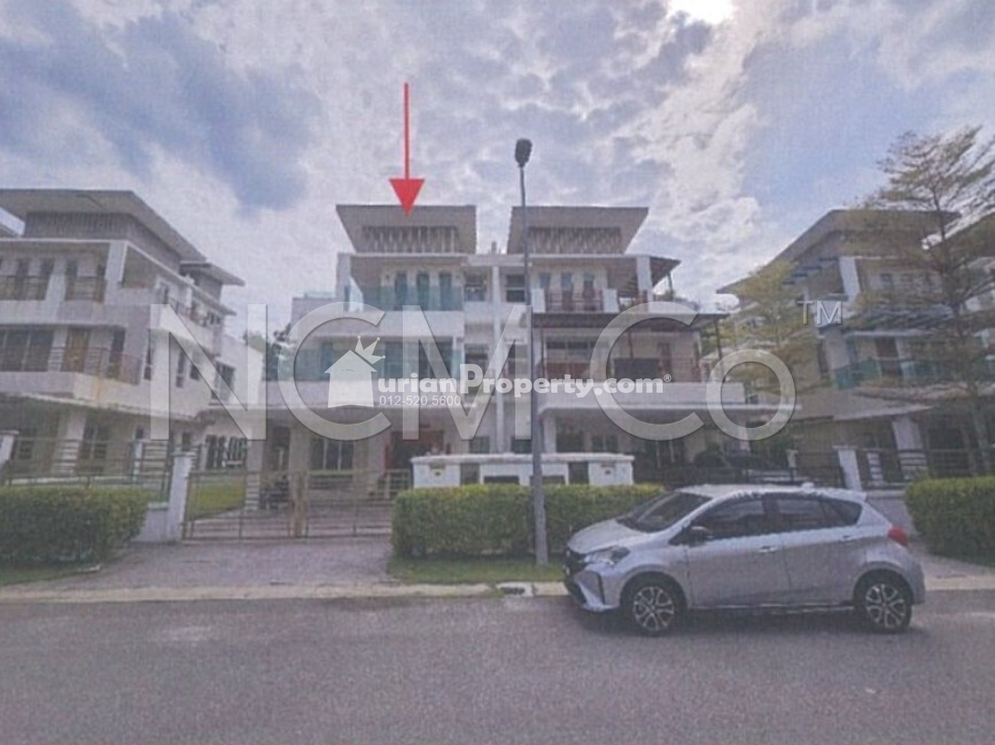 Semi D For Auction at Regency Parc