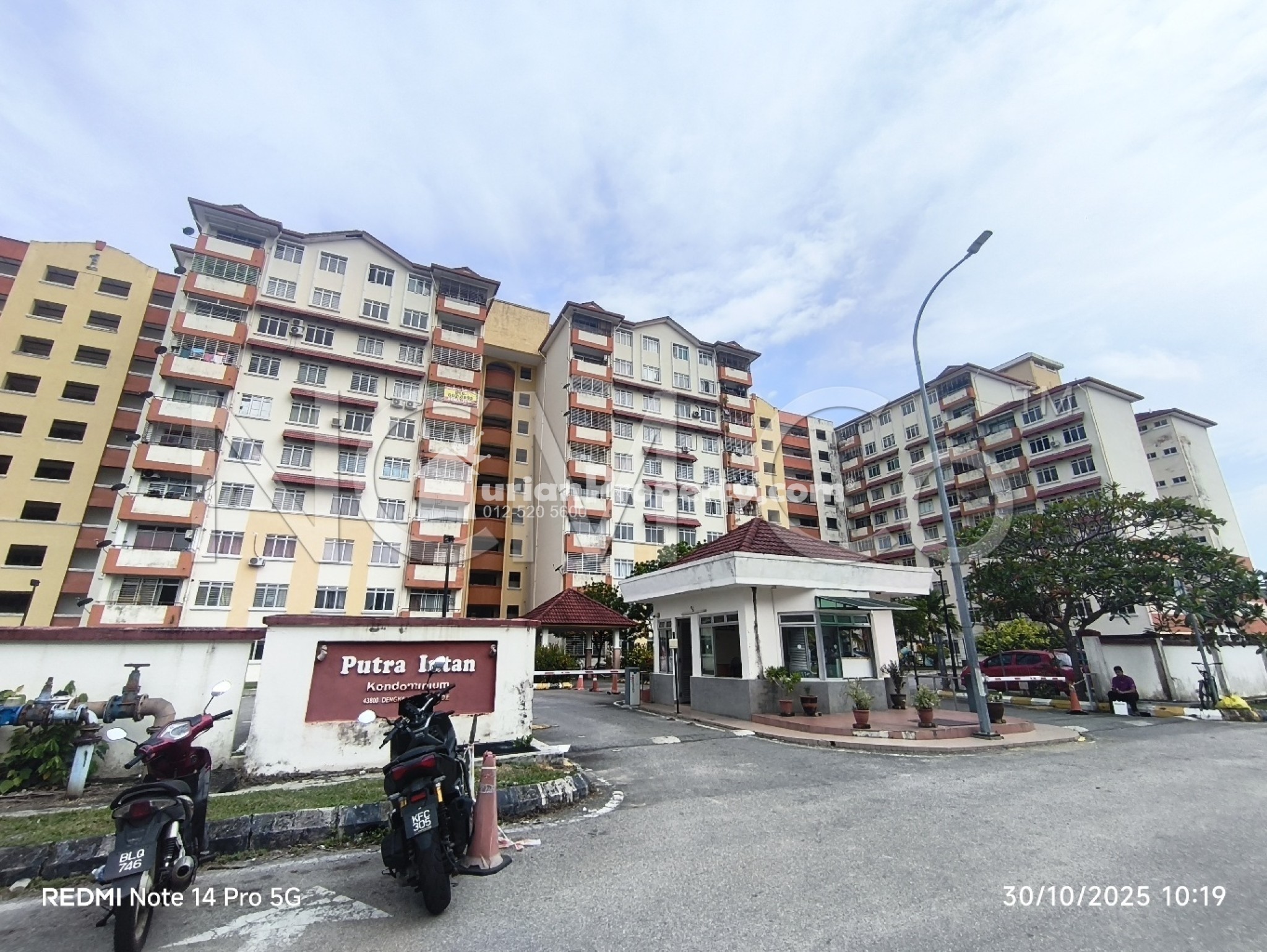 Condo For Auction at Putra Intan