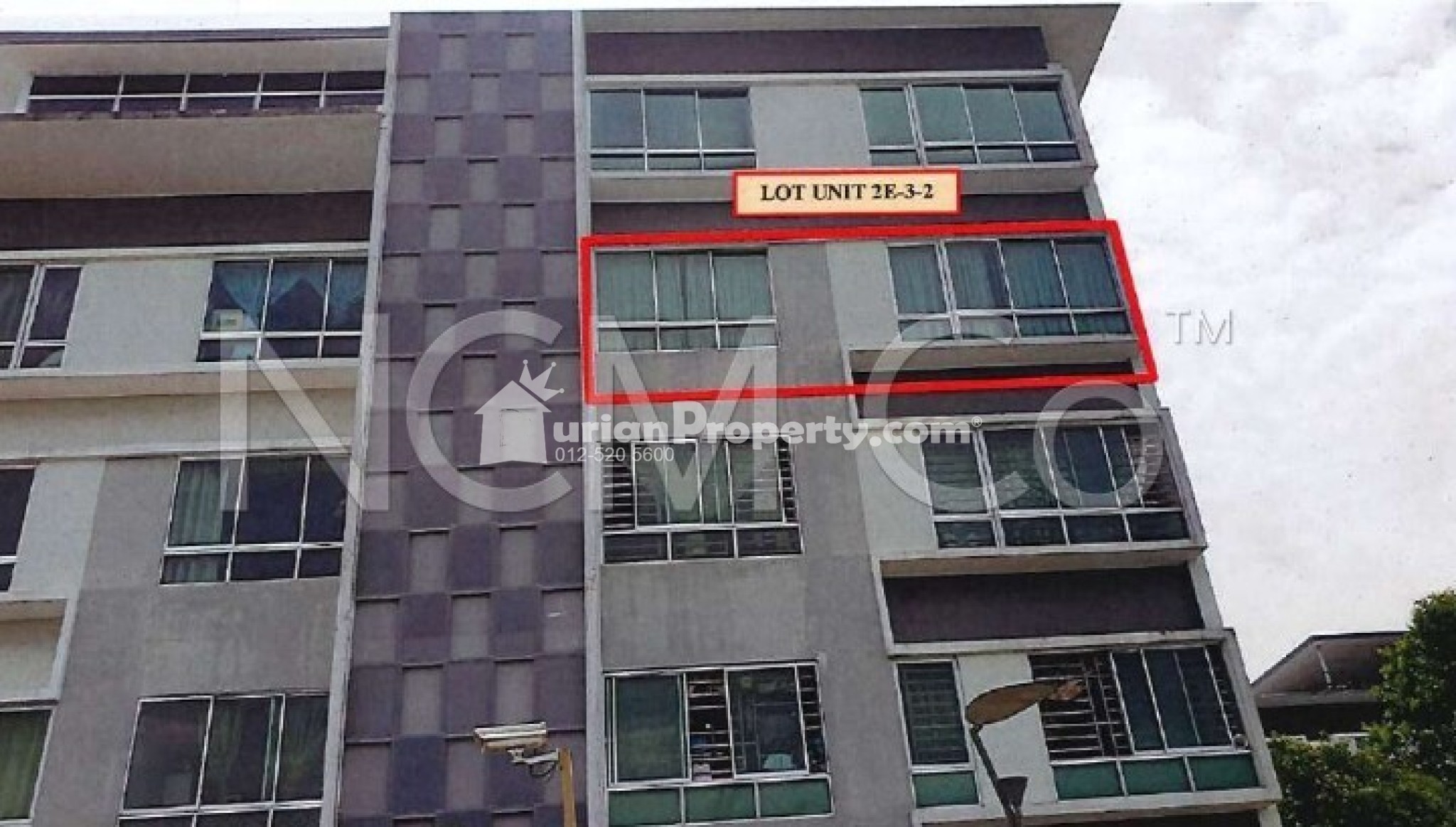 Apartment For Auction at University Condo Apartment 2