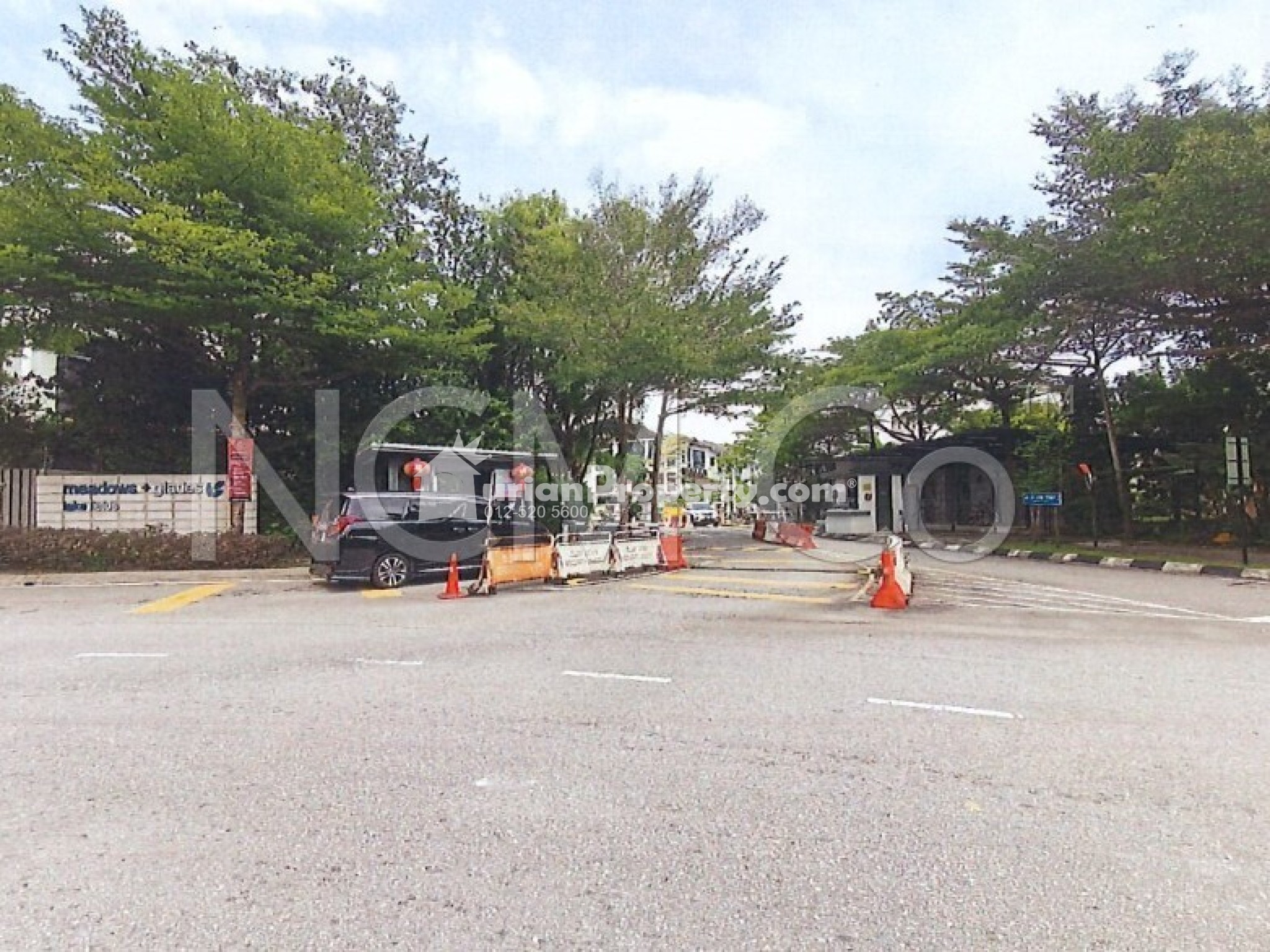 Terrace House For Auction at Lake Fields