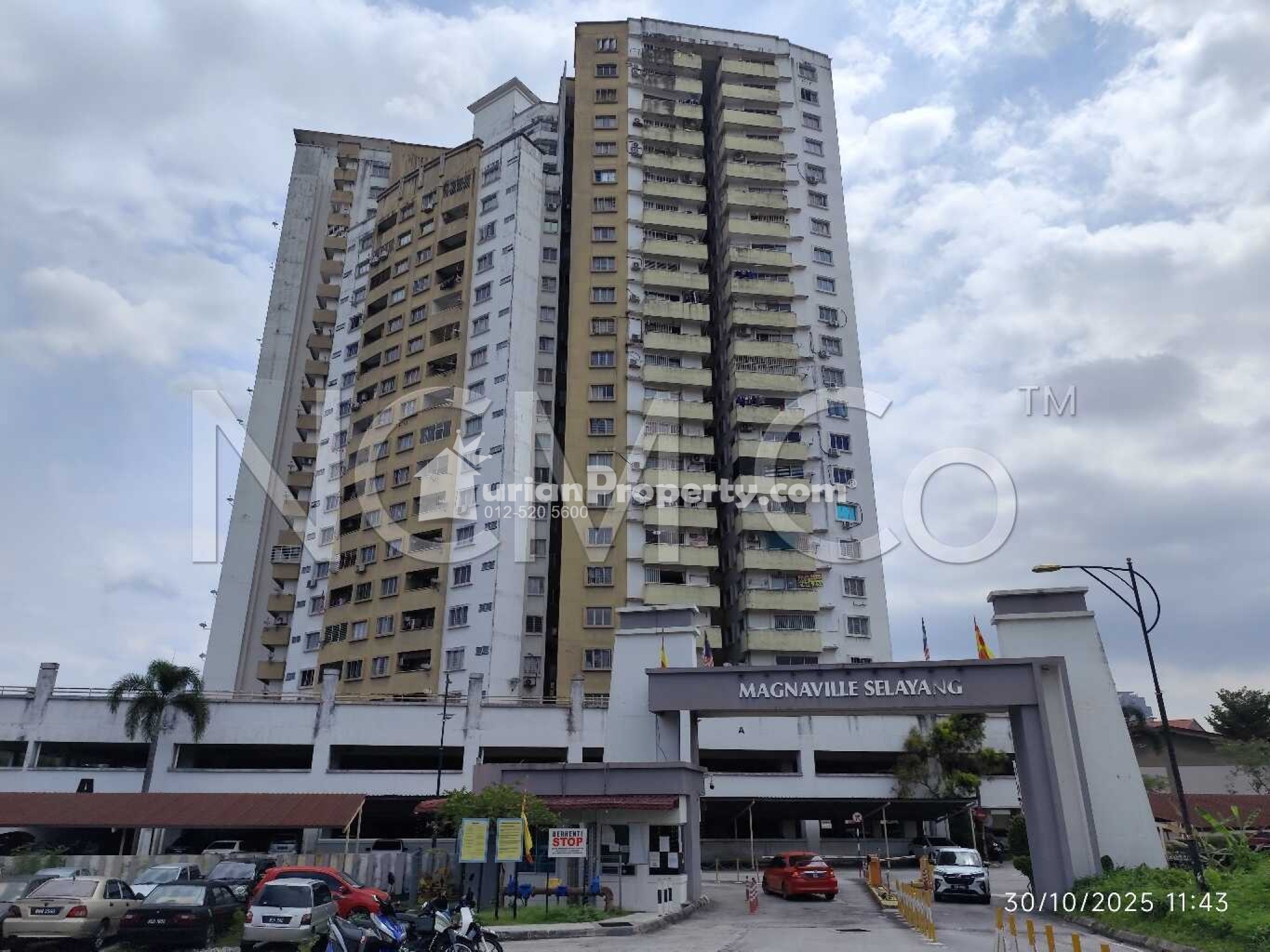 Condo For Auction at Magna Ville