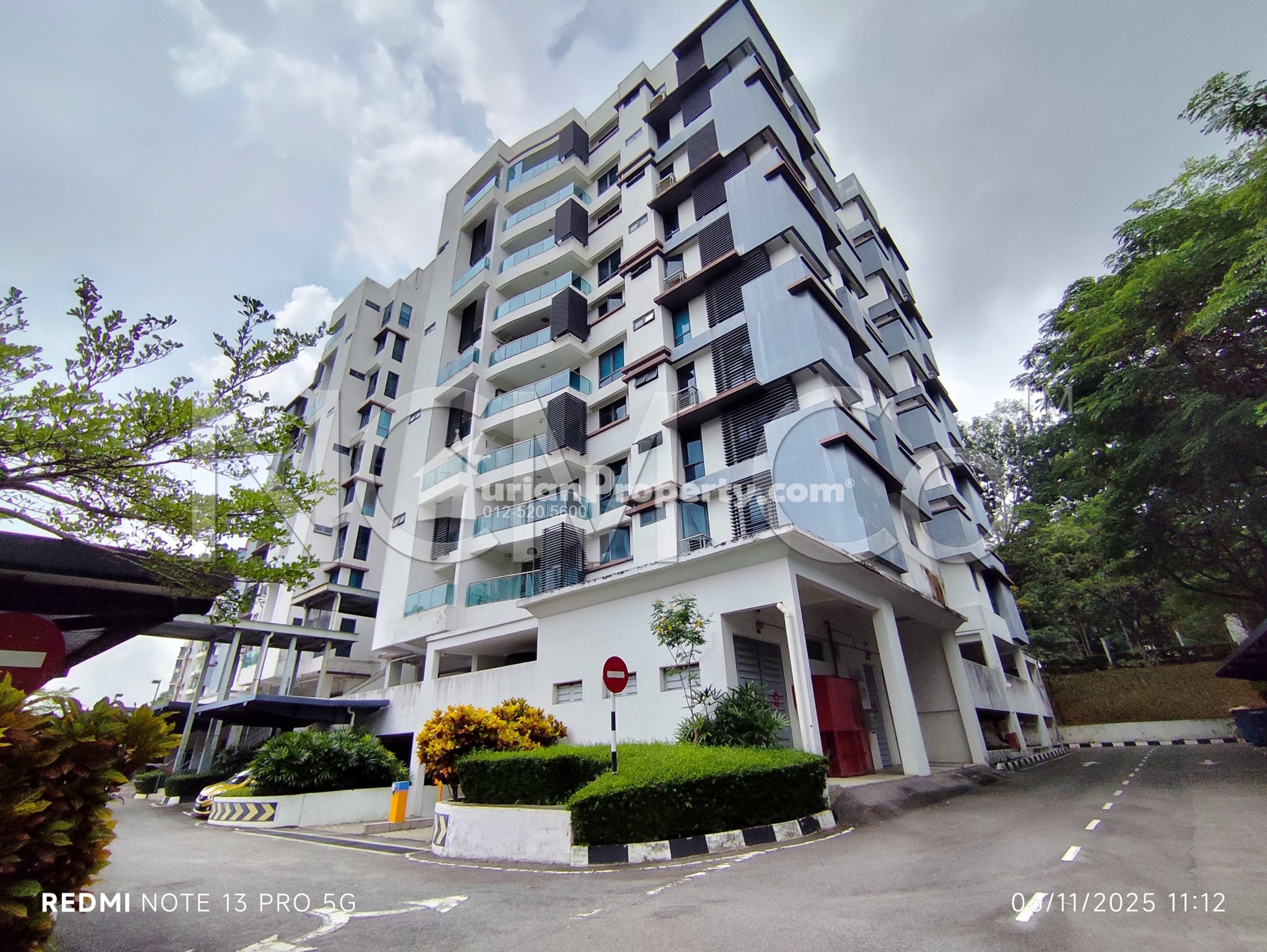 Condo For Auction at Gardenview Residence