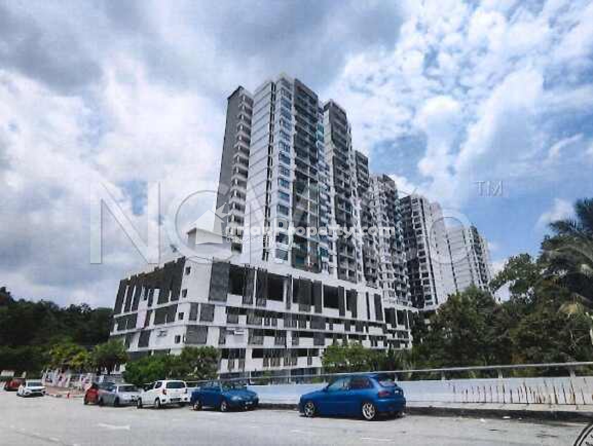 Condo For Auction at LegendView Condominium