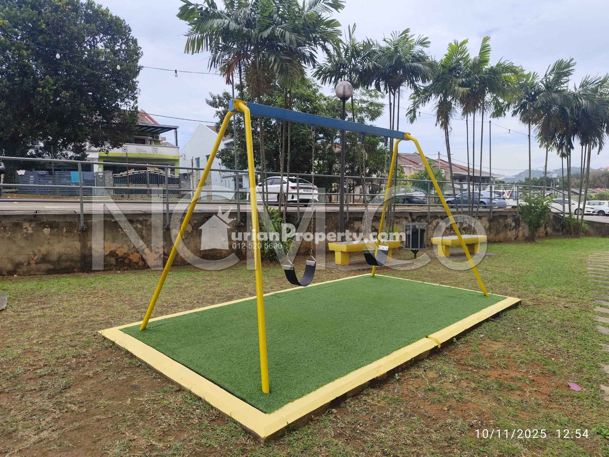 Condo For Auction at Ria Prima