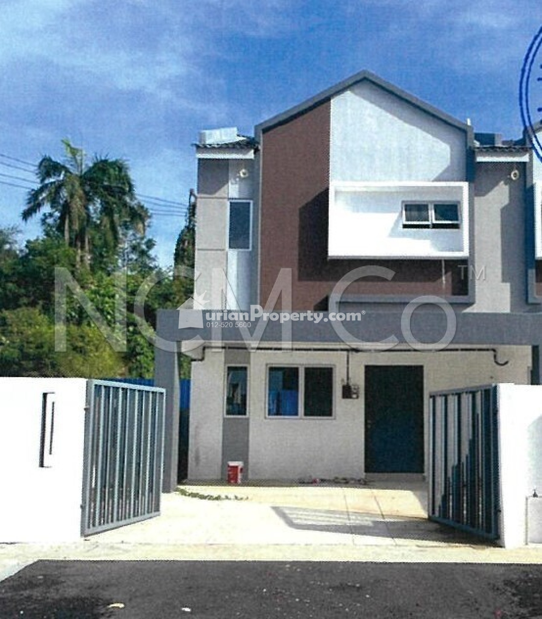 Terrace House For Auction at Alamanda Parklands