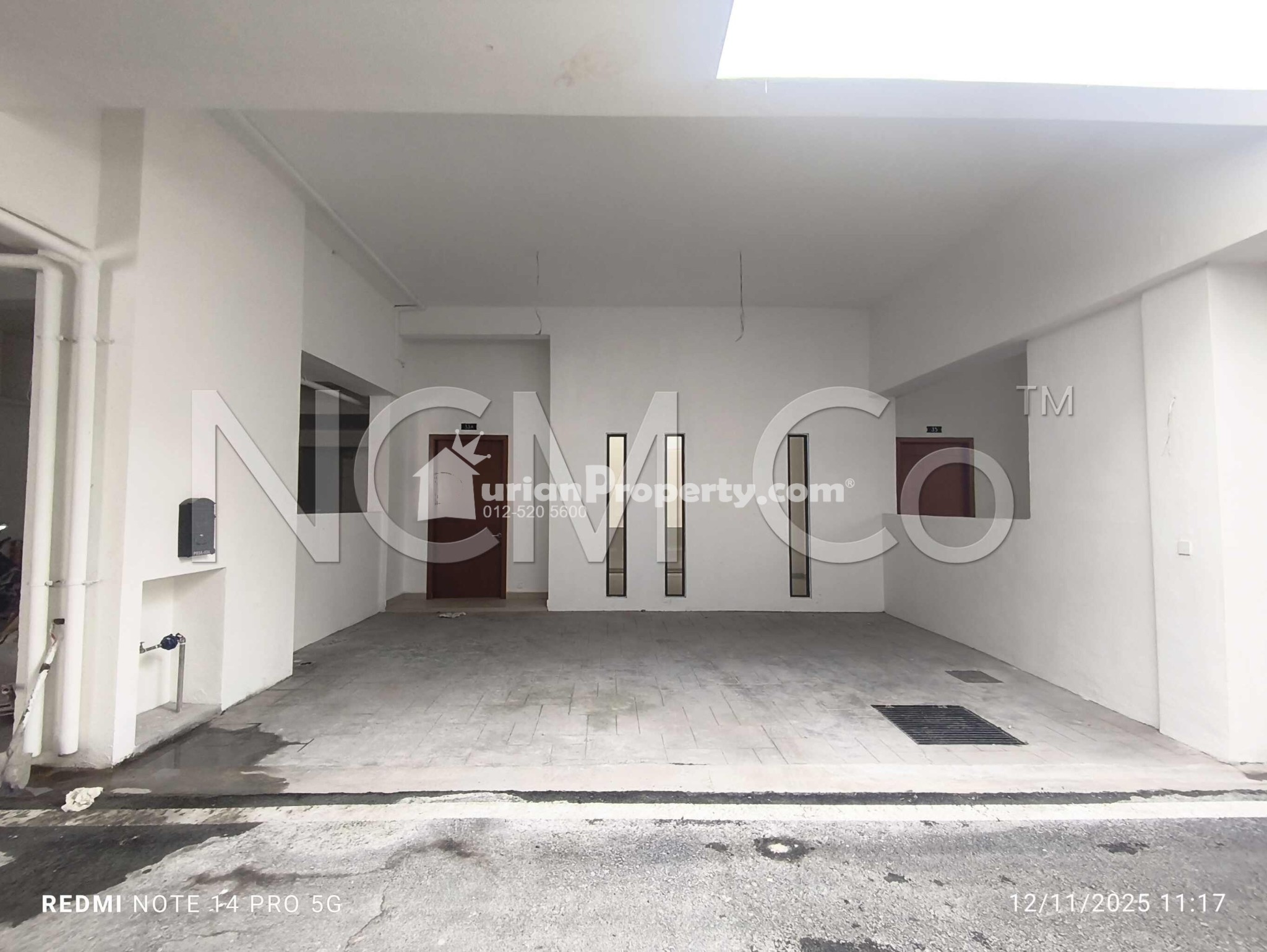 Terrace House For Auction at Empire Residence