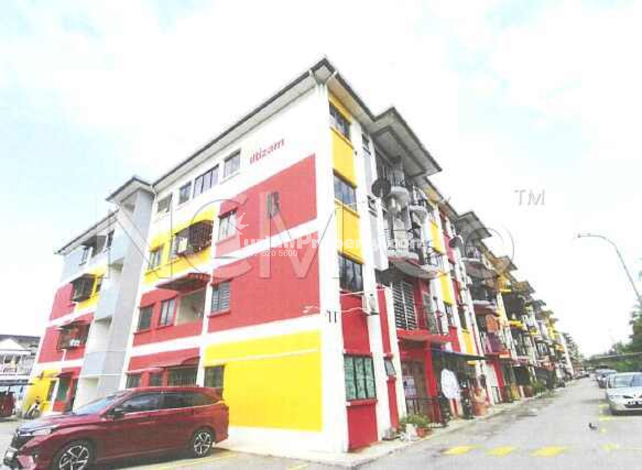 Apartment For Auction at Apartment Perepat Permai