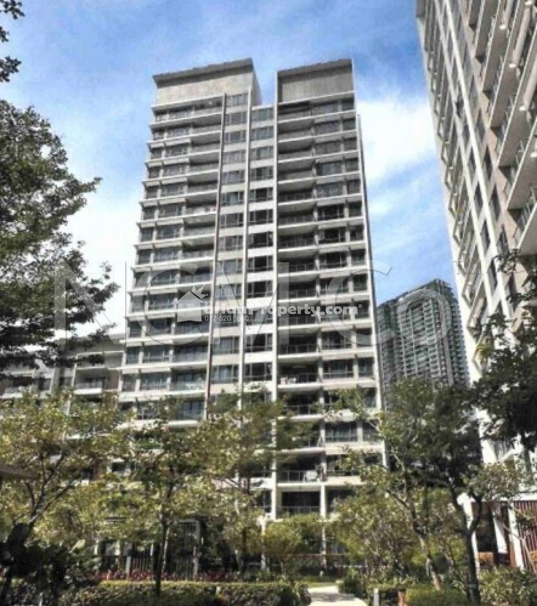 Condo For Auction at Agile