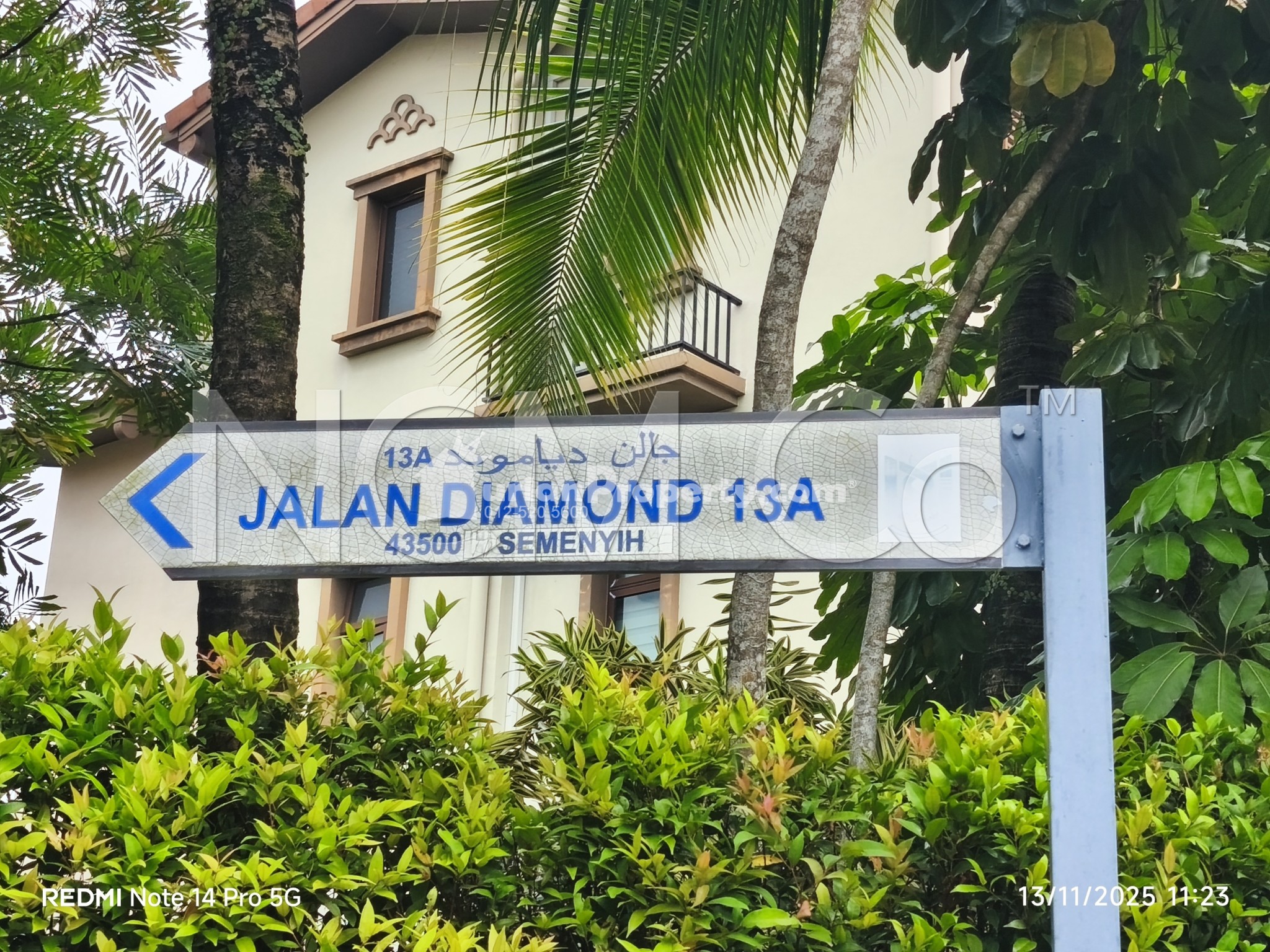 Bungalow House For Auction at Diamond Residence