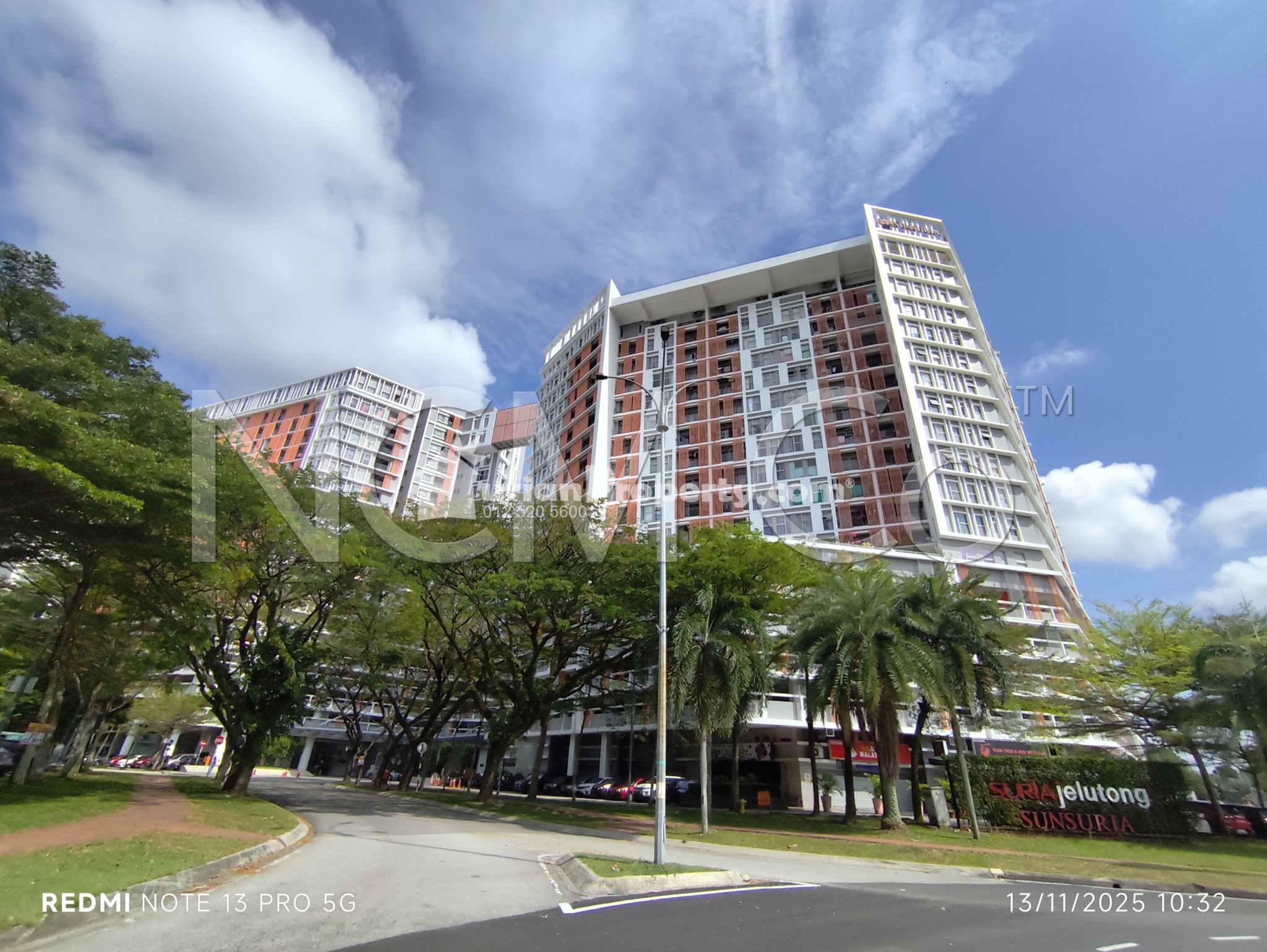 SOHO For Auction at Suria Jelutong