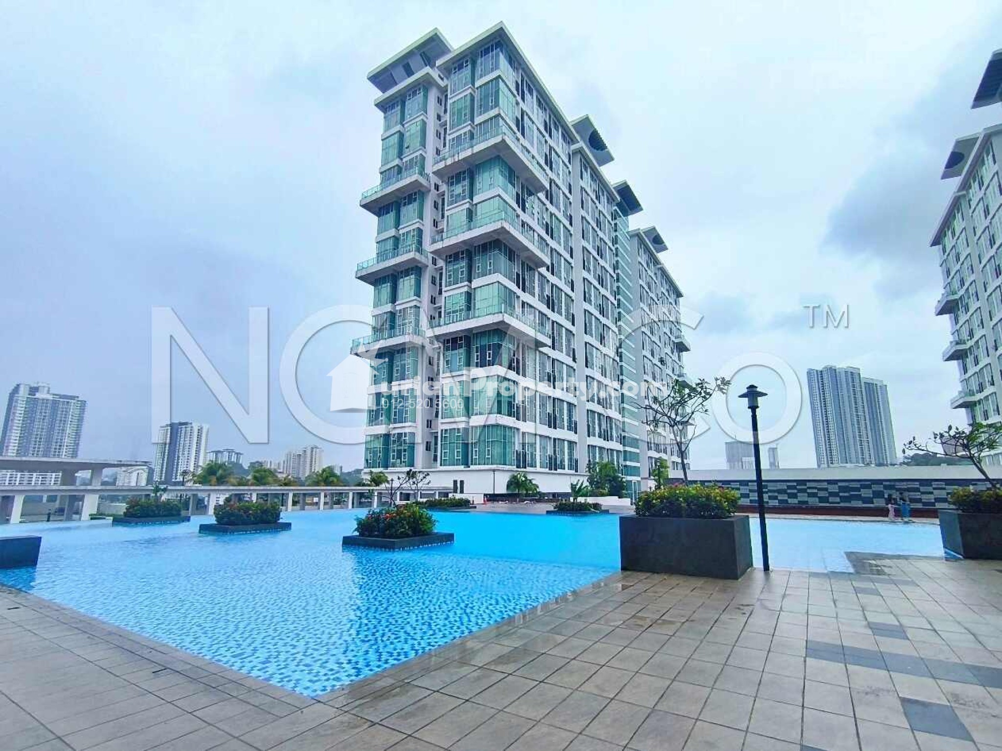 SOHO For Auction at The Scott Garden