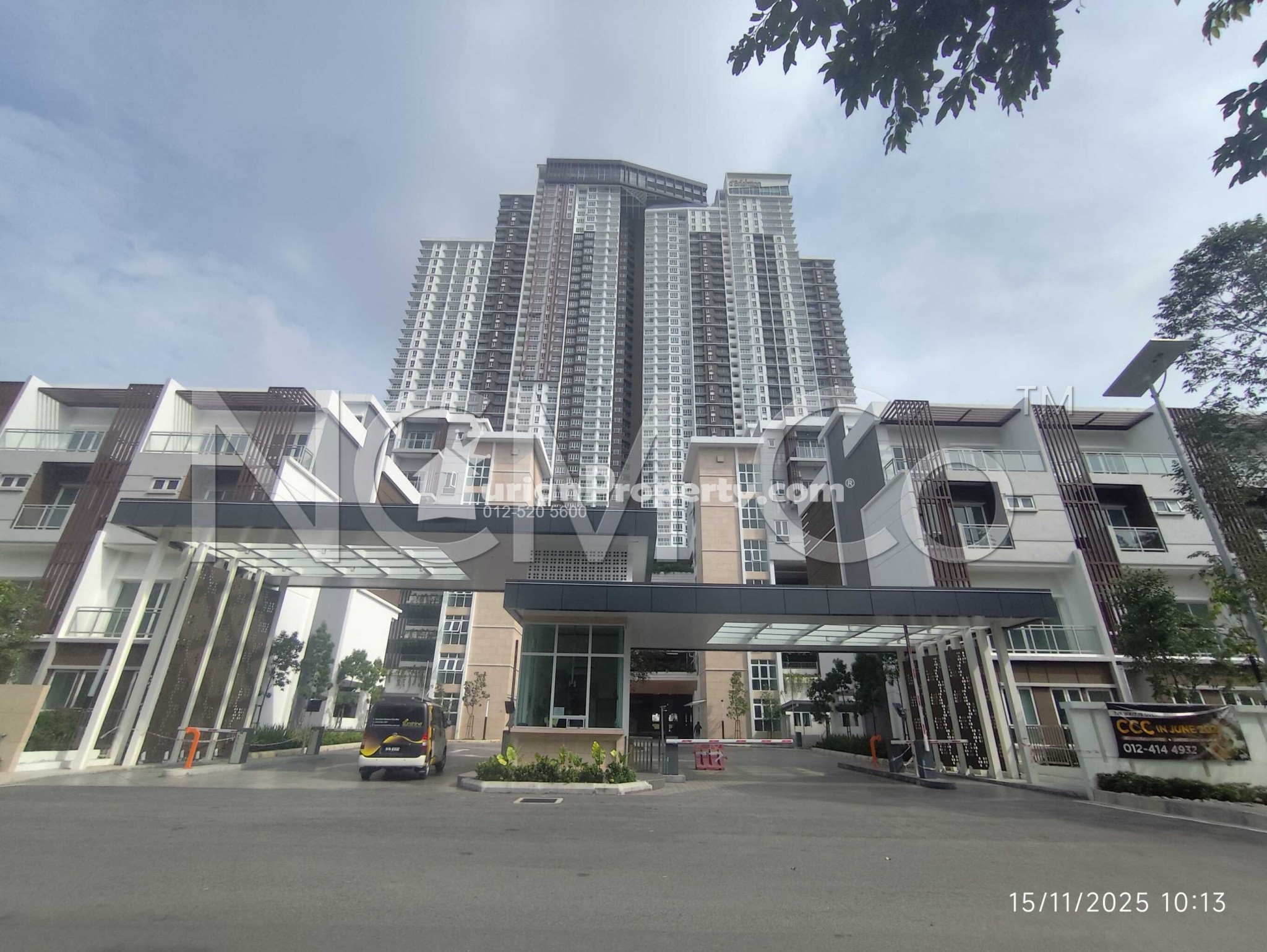 Condo For Auction at d'Brightton