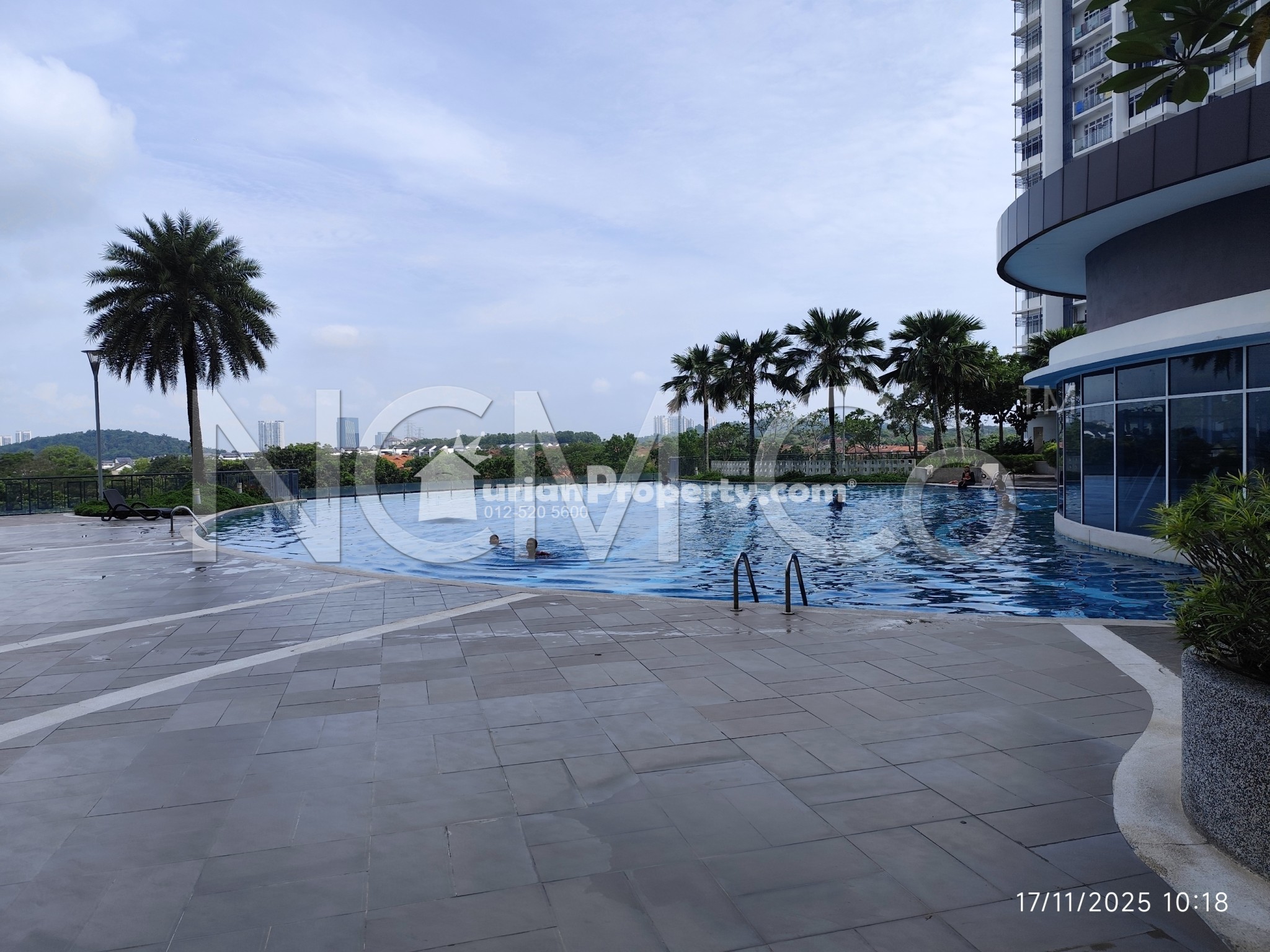 Apartment For Auction at Dwiputra Residences