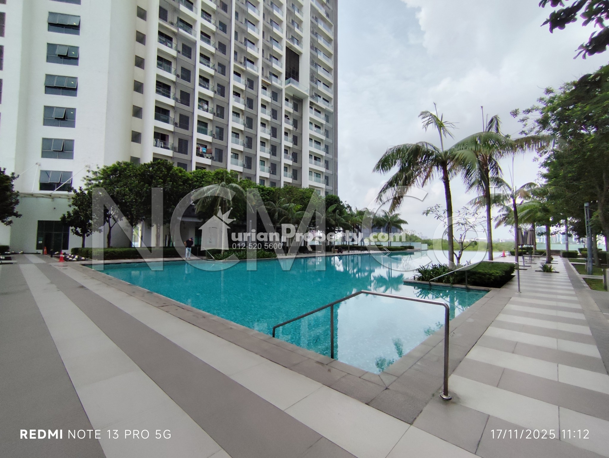 SOHO For Auction at Cybersquare