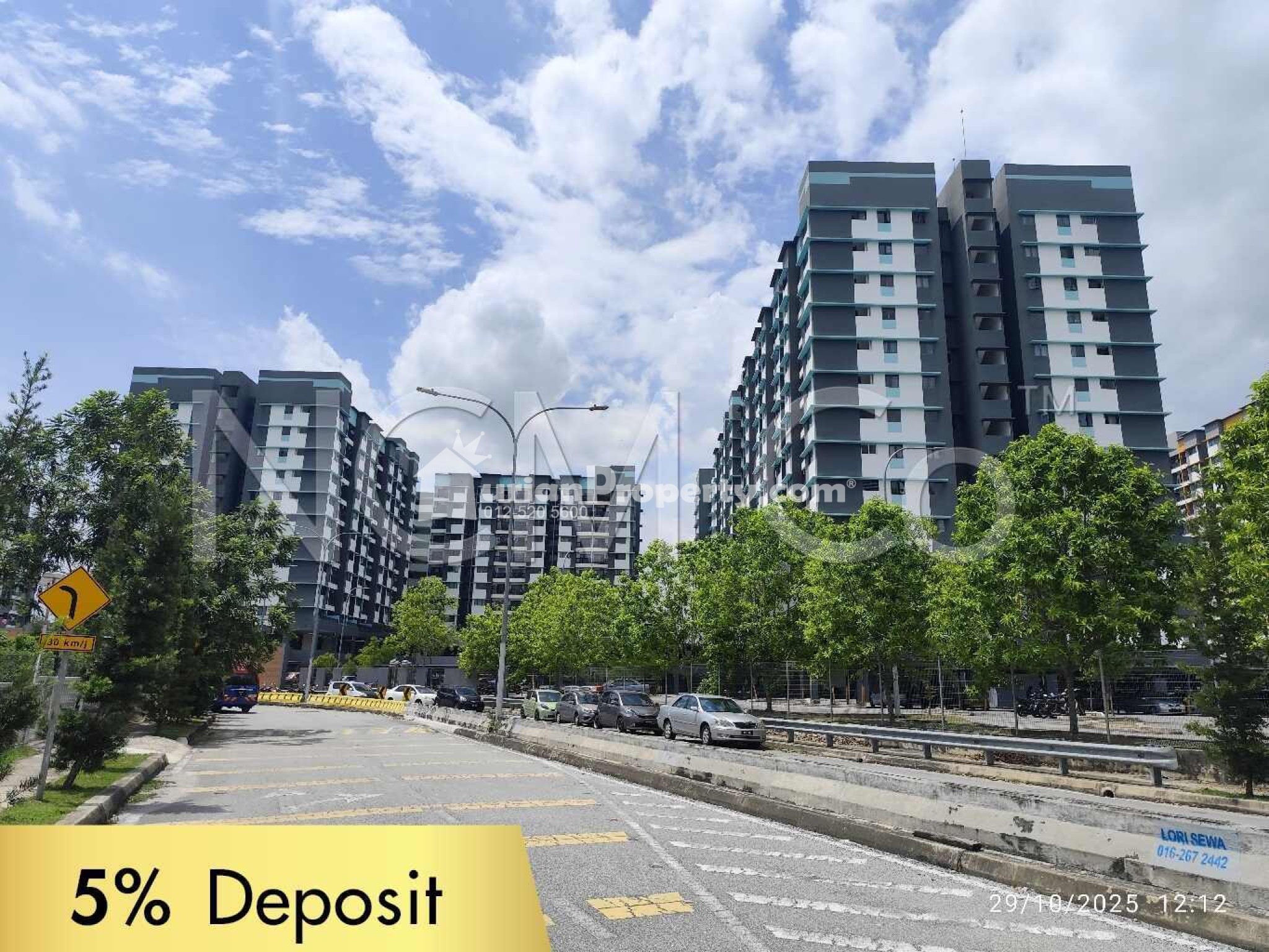 Apartment For Auction at Taman Zamrud