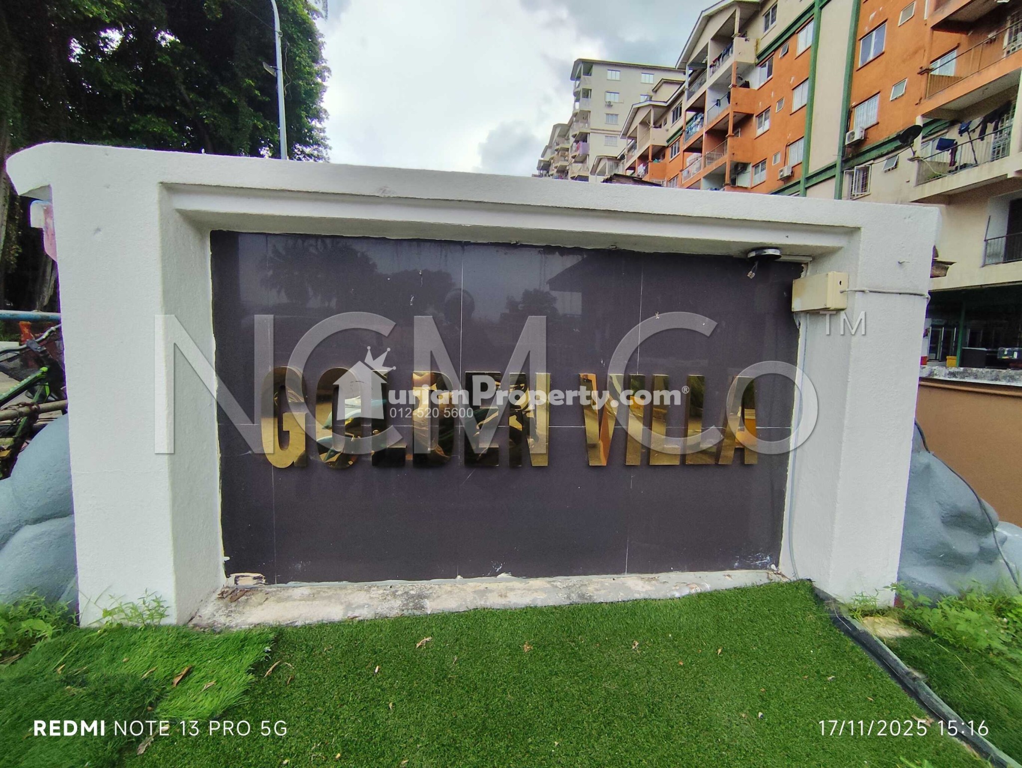 Apartment For Auction at Golden Villa