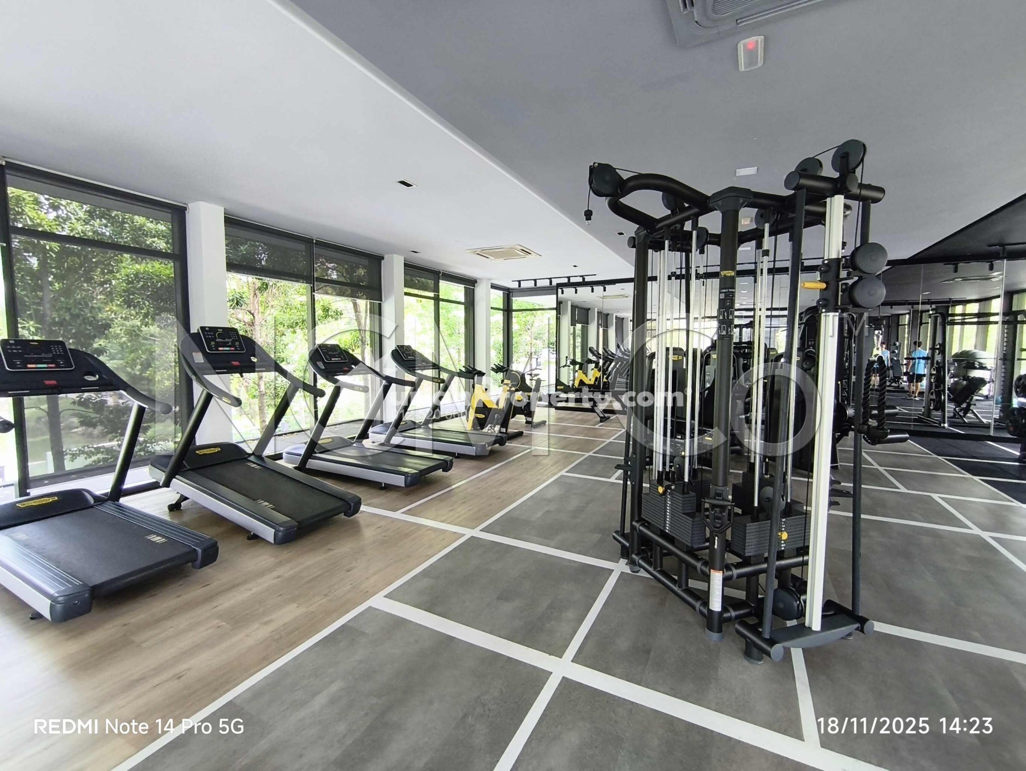 Condo For Auction at Emerald Hills