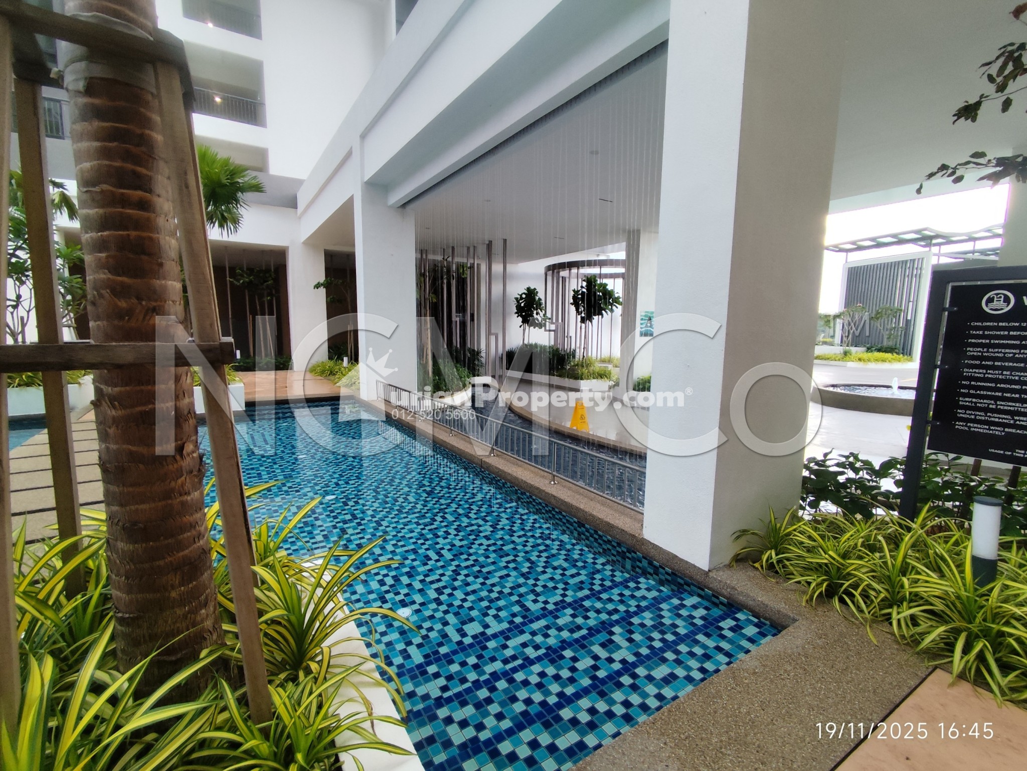 Condo For Auction at Brezza Hill