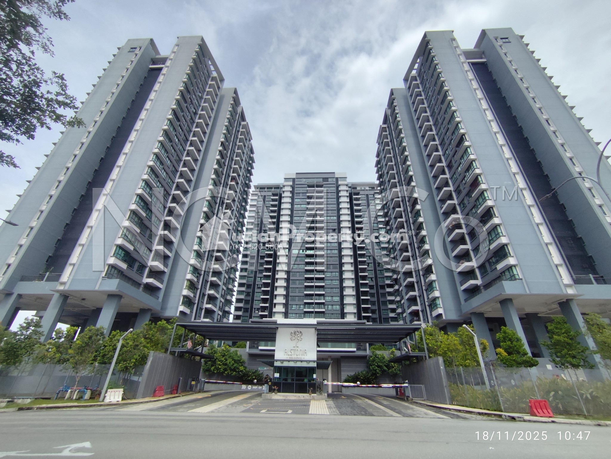 Apartment For Auction at Alstonia Residence