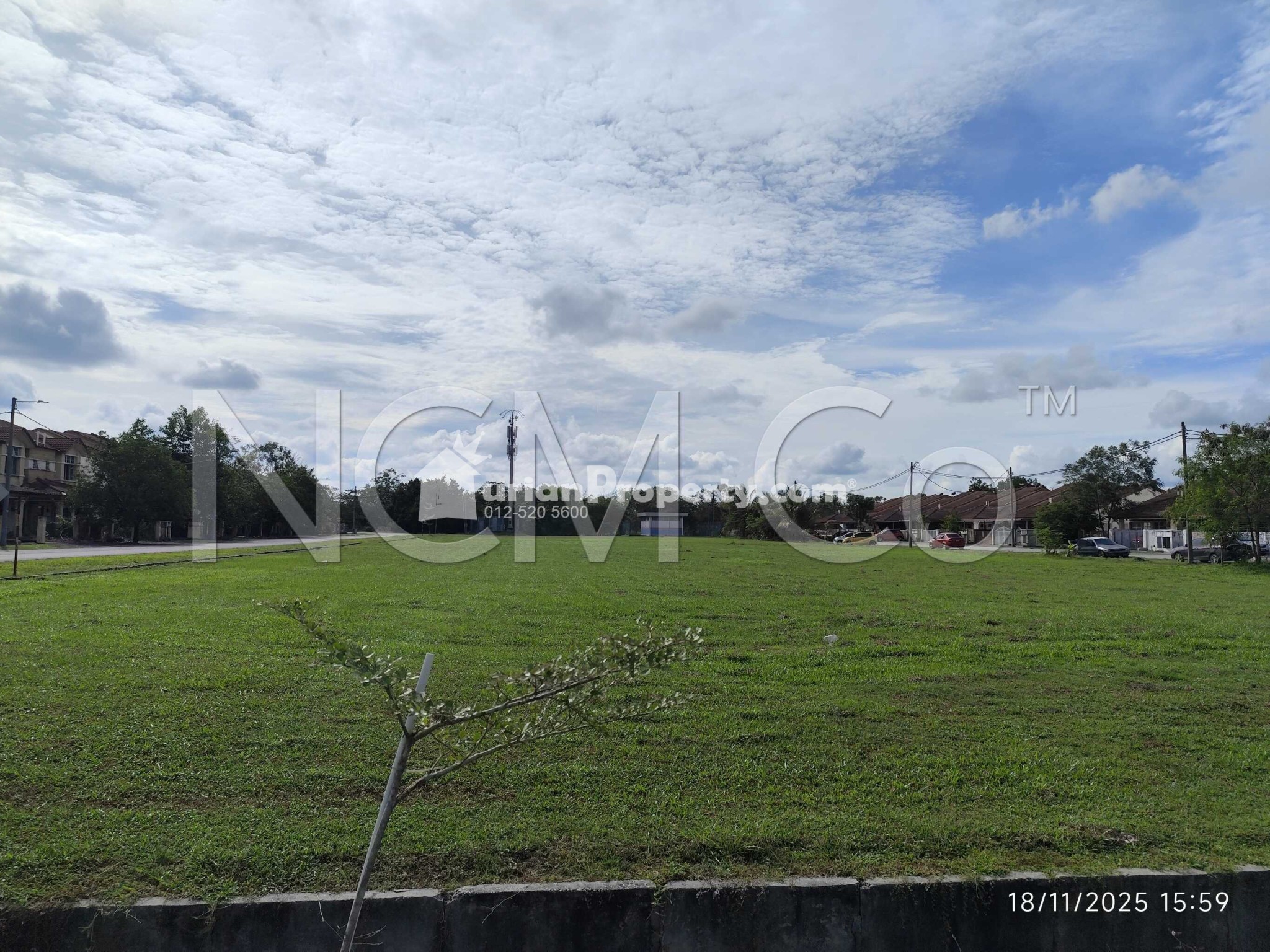 Terrace House For Auction at Taman Ilmu