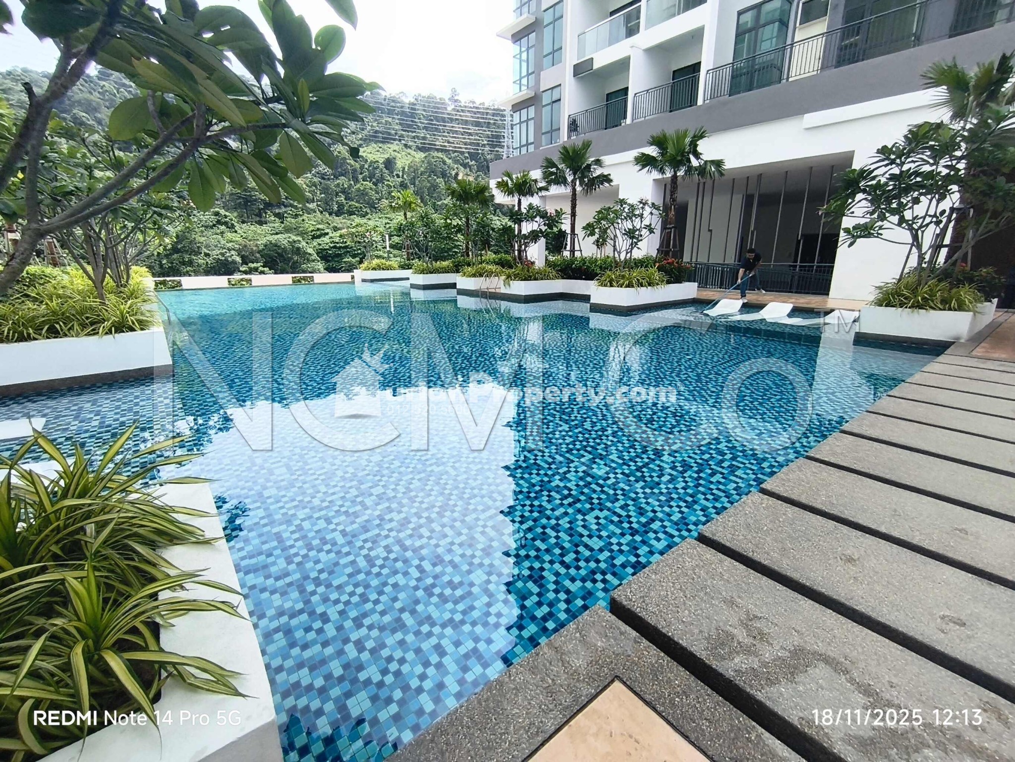Condo For Auction at Brezza Hill