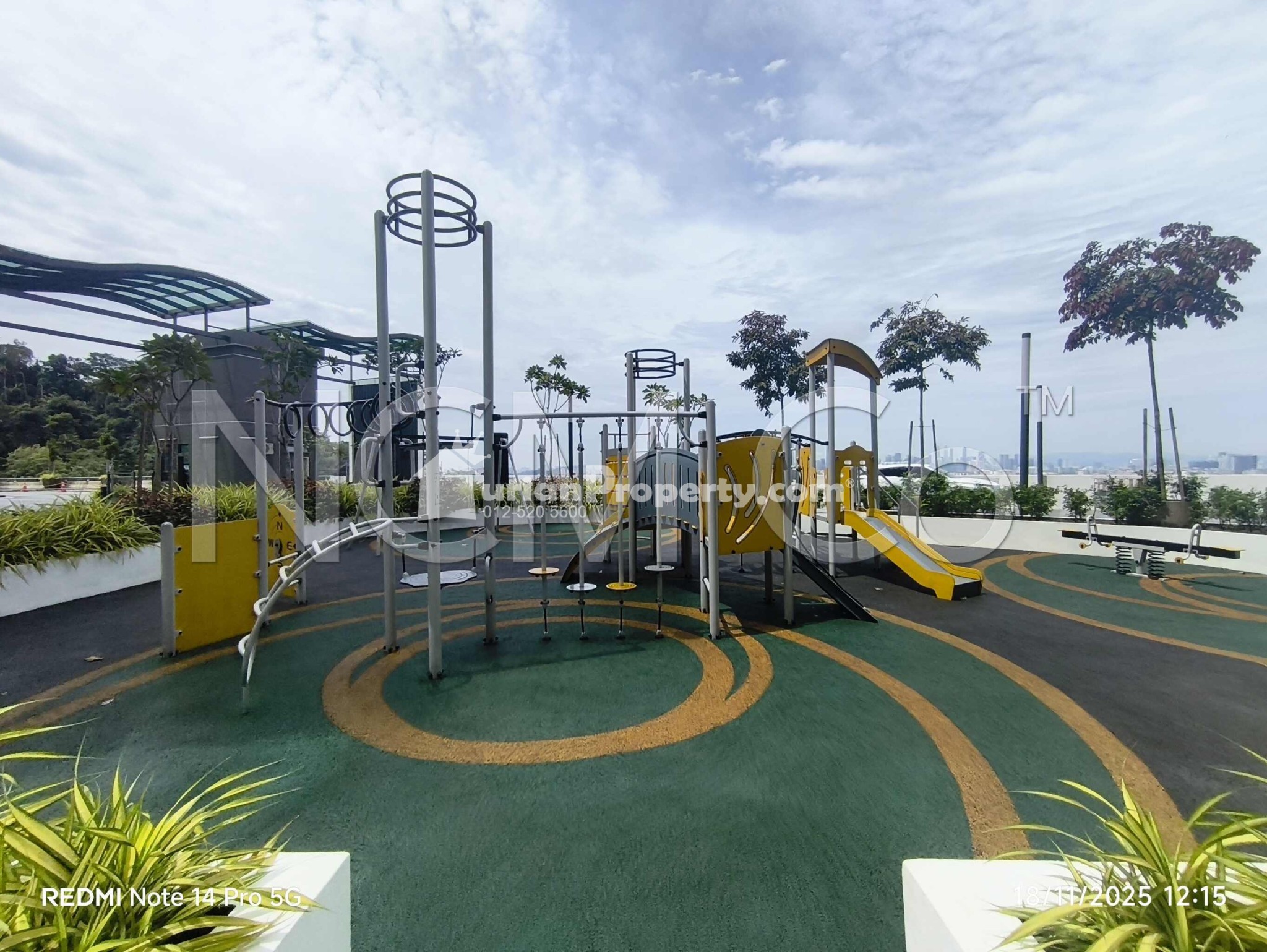 Condo For Auction at Brezza Hill