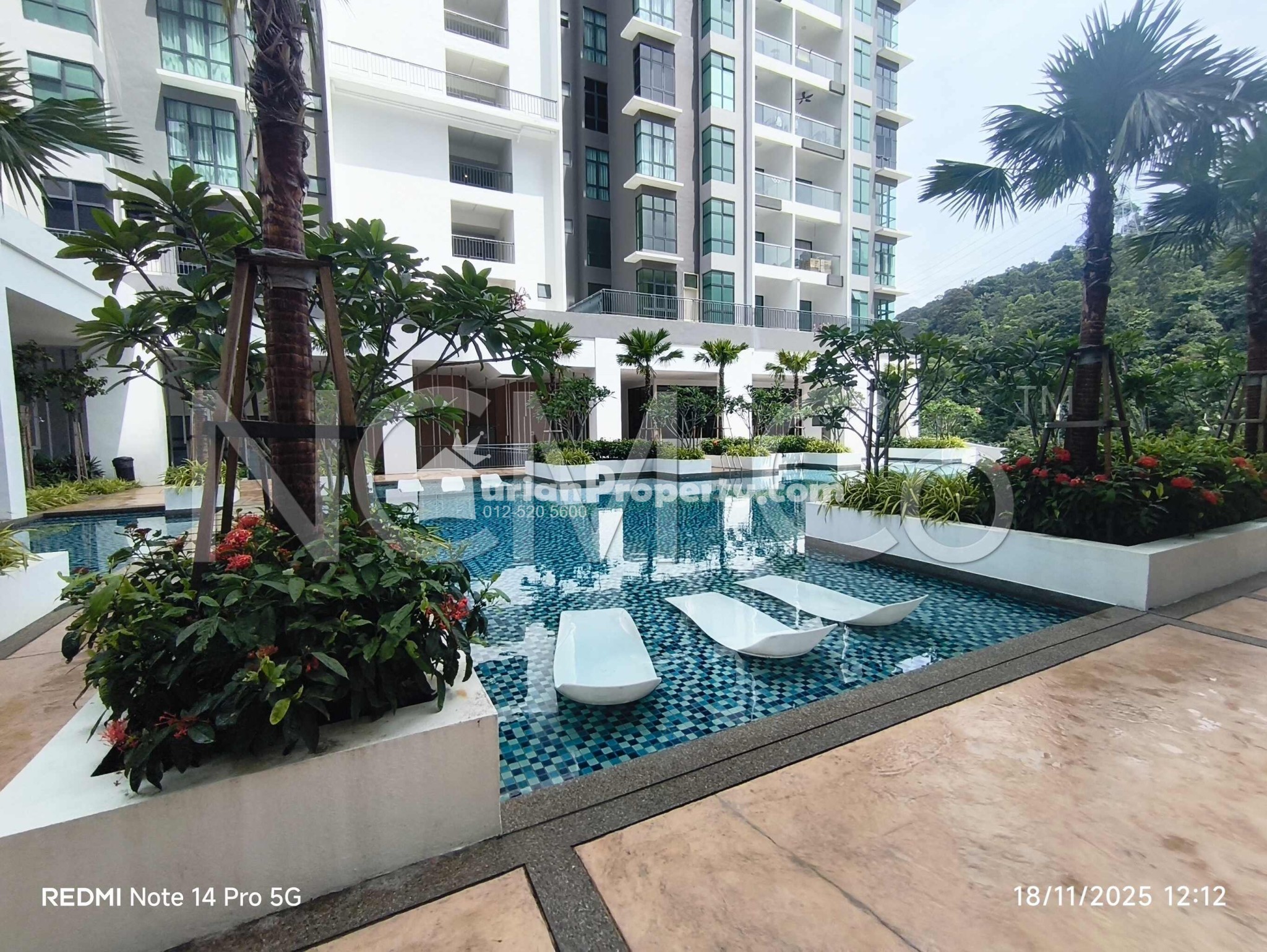 Condo For Auction at Brezza Hill