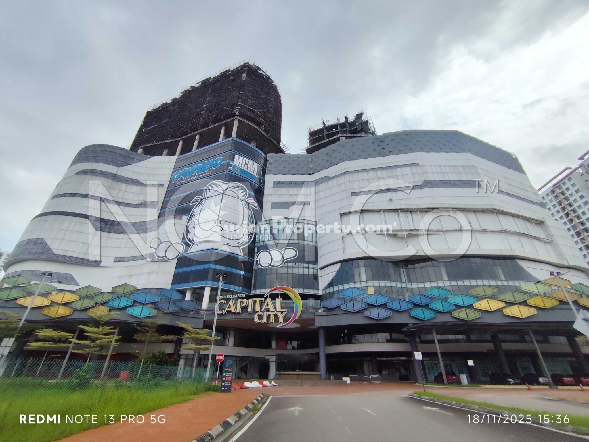 Shop For Auction at Capital 21 @ Capital City