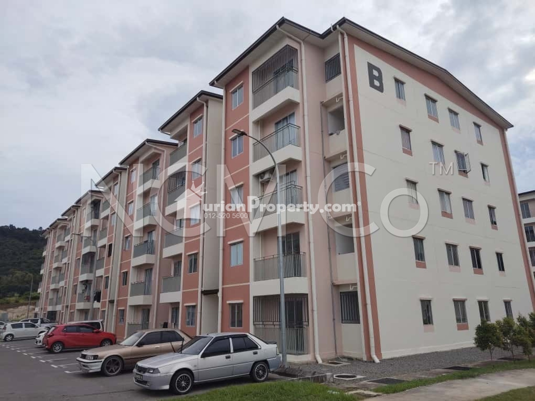 Apartment For Auction at Residensi Seri Akasia