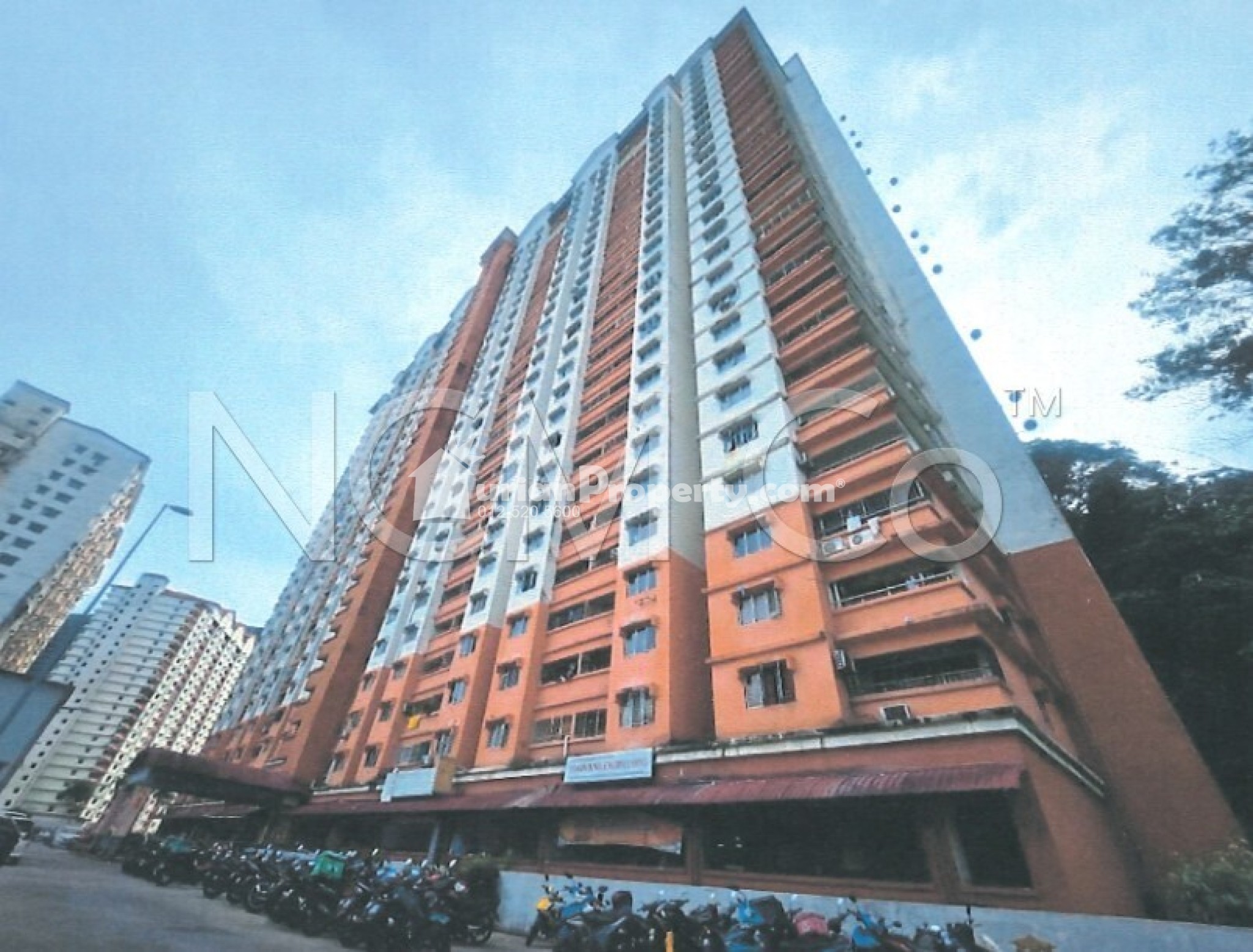 Apartment For Auction at Flora Damansara Apartment