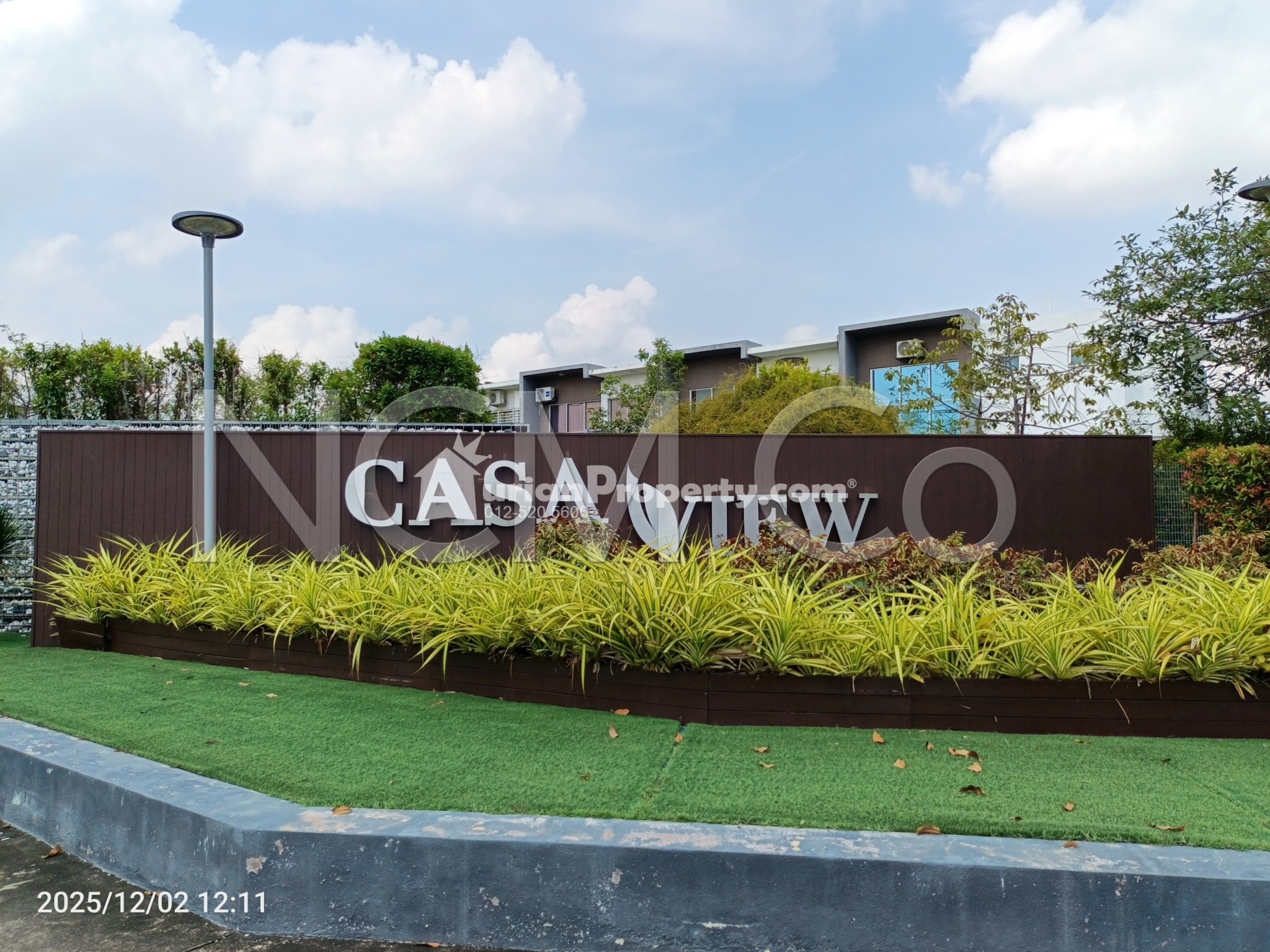 Terrace House For Auction at Casaview @ Cybersouth