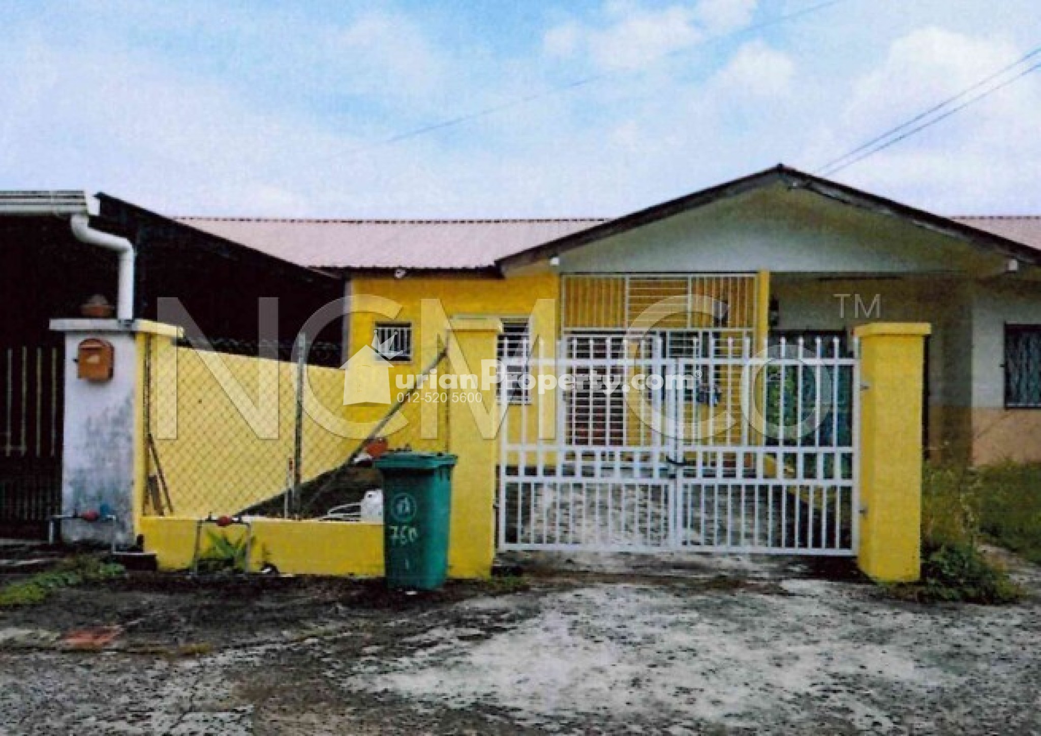Terrace House For Auction at Tawau
