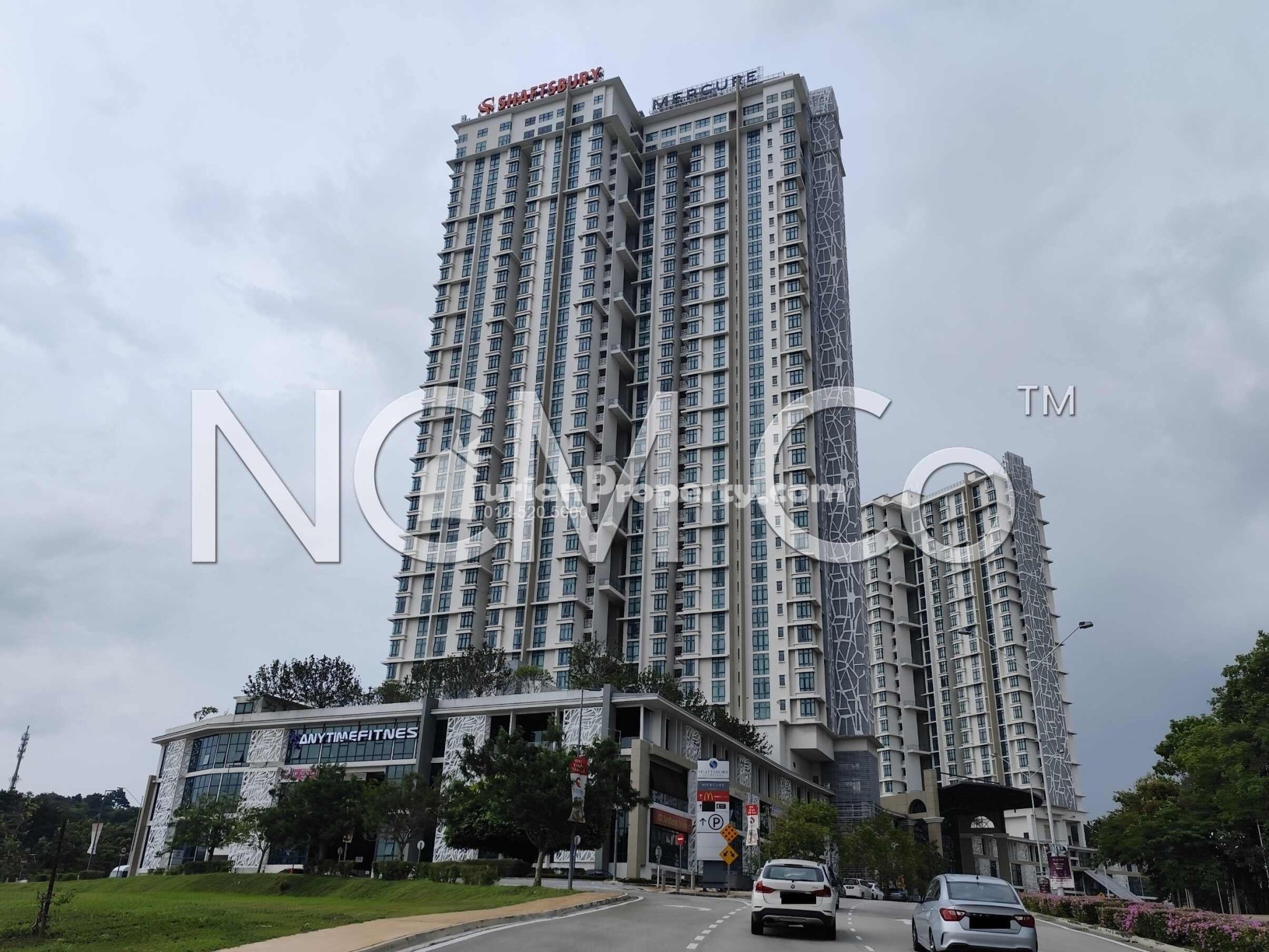 Retail Space For Auction at Shaftsbury Avenue