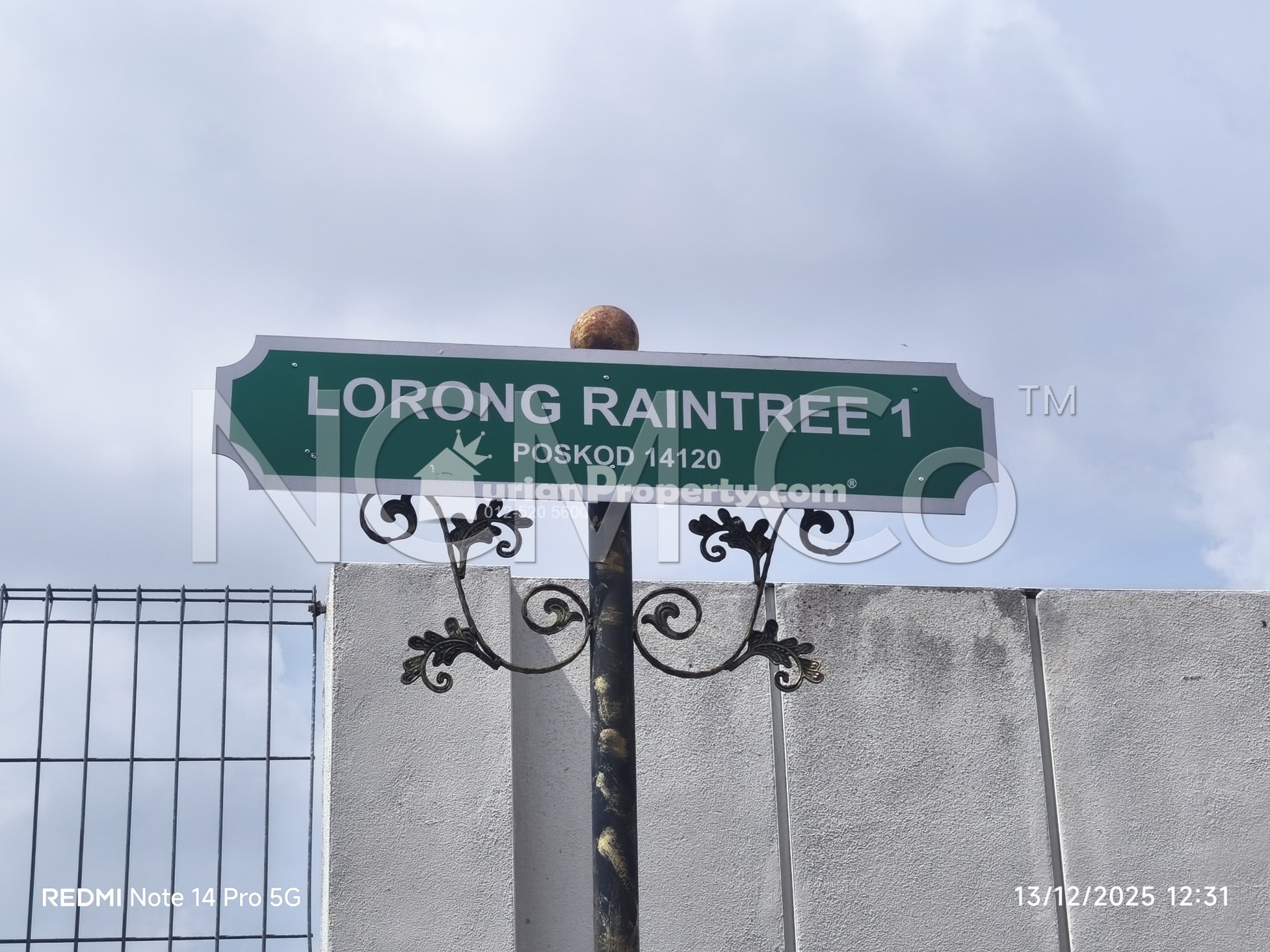 Terrace House For Auction at Raintree Park @ Pearl City