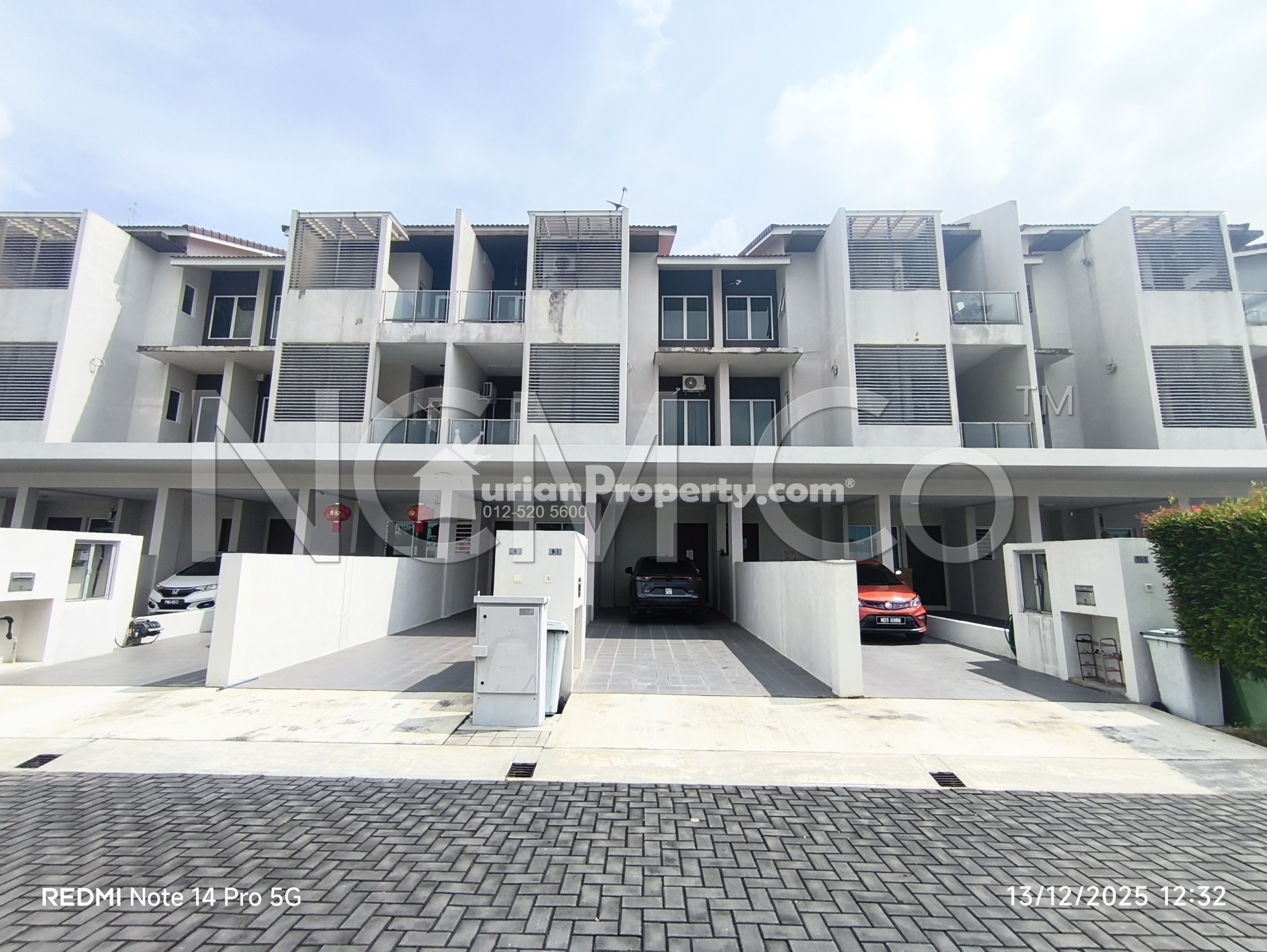 Terrace House For Auction at Raintree Park @ Pearl City