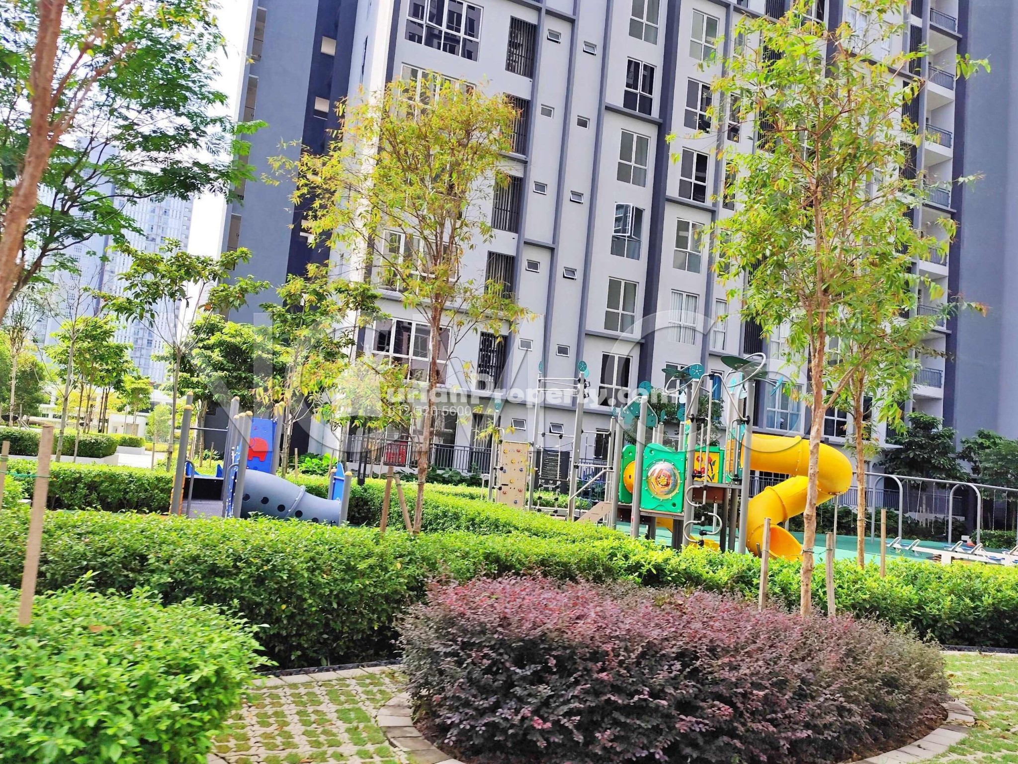 Condo For Auction at Lakefront Residence