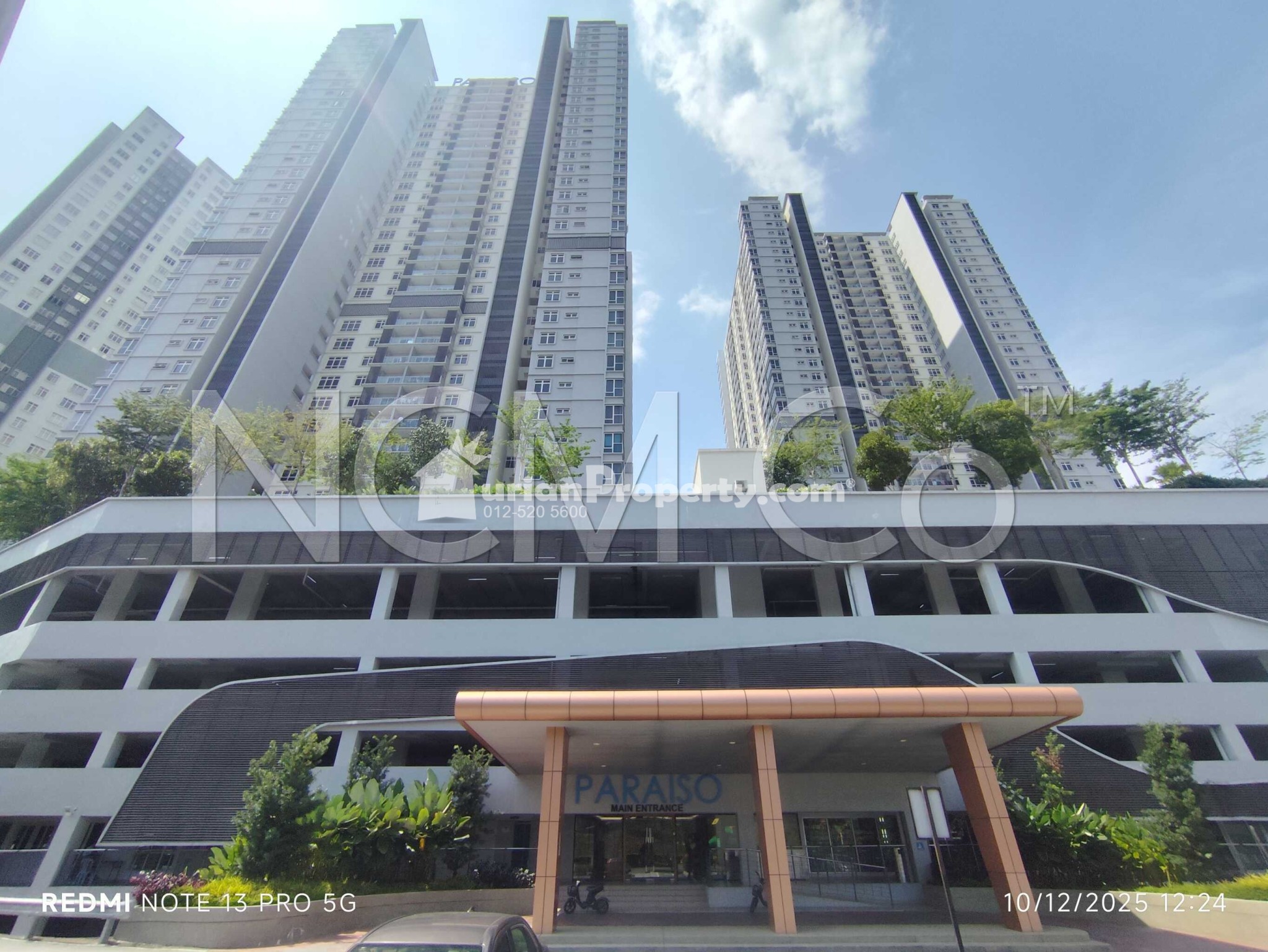 Condo For Auction at Paraiso Residence