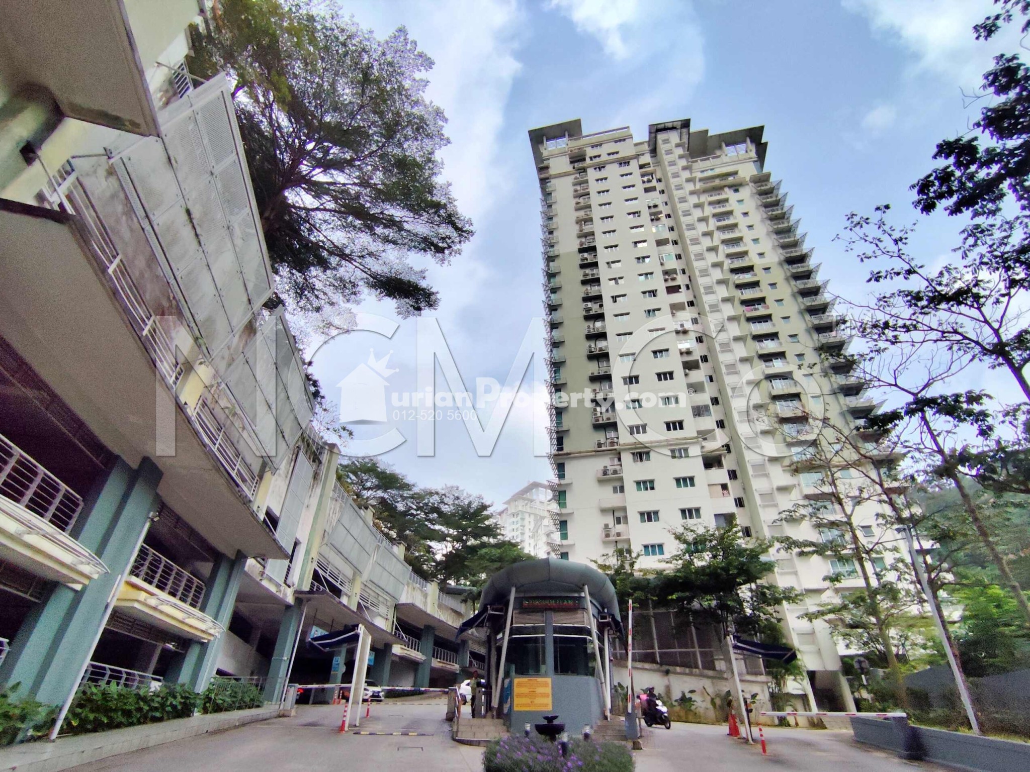 Condo For Auction at Metropolitan Square