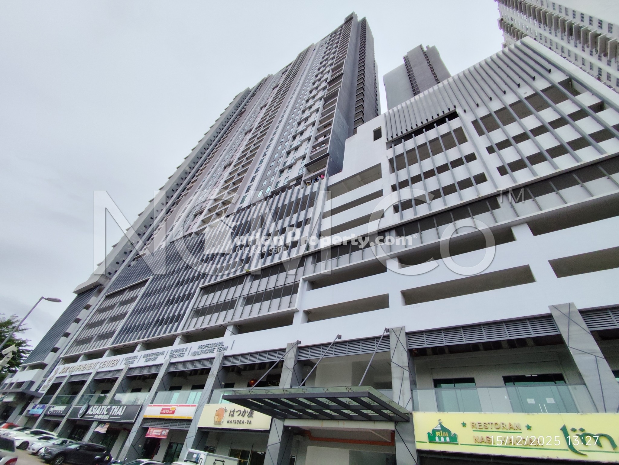 Condo For Auction at The Henge