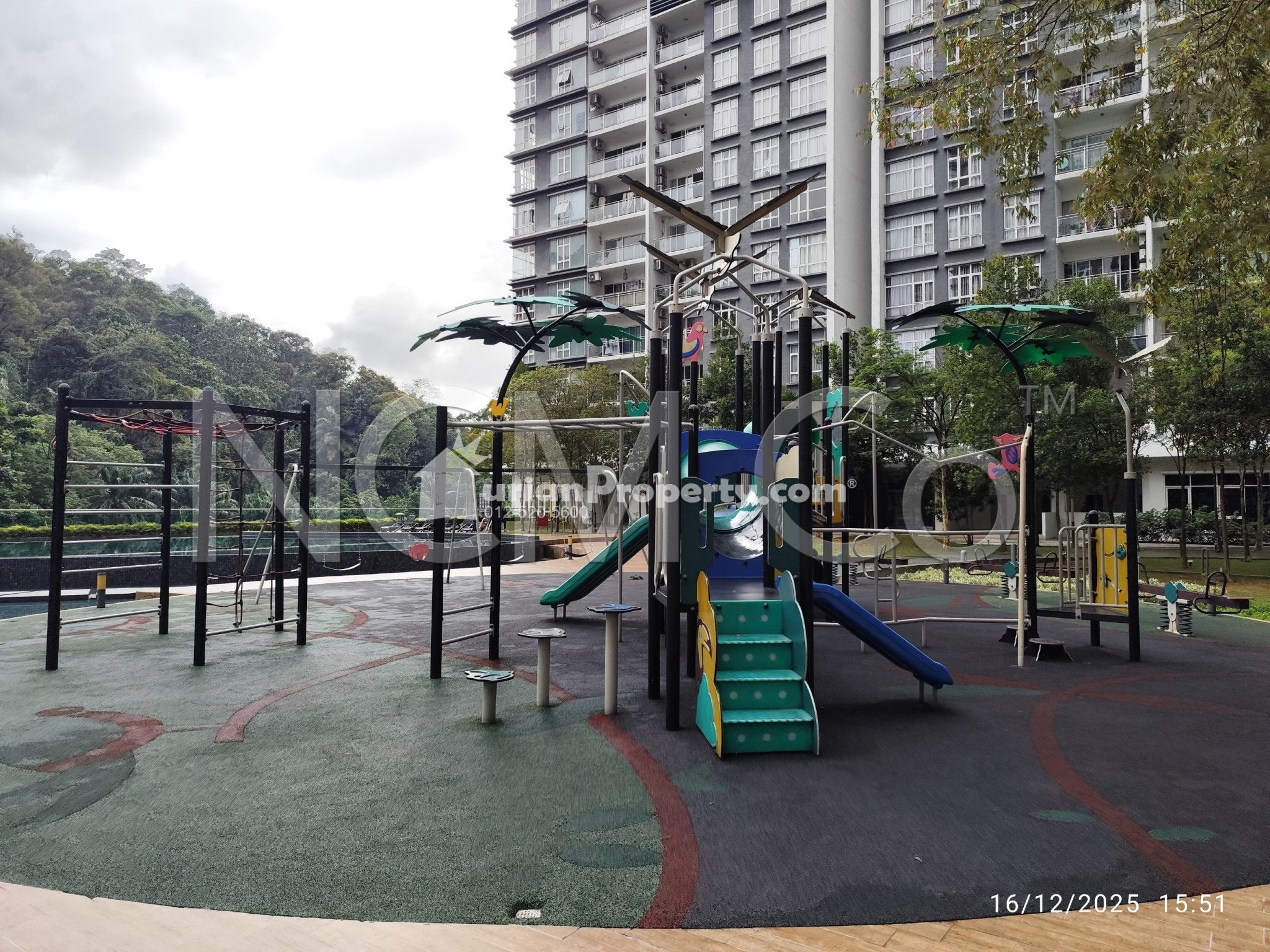 Apartment For Auction at Damansara Foresta