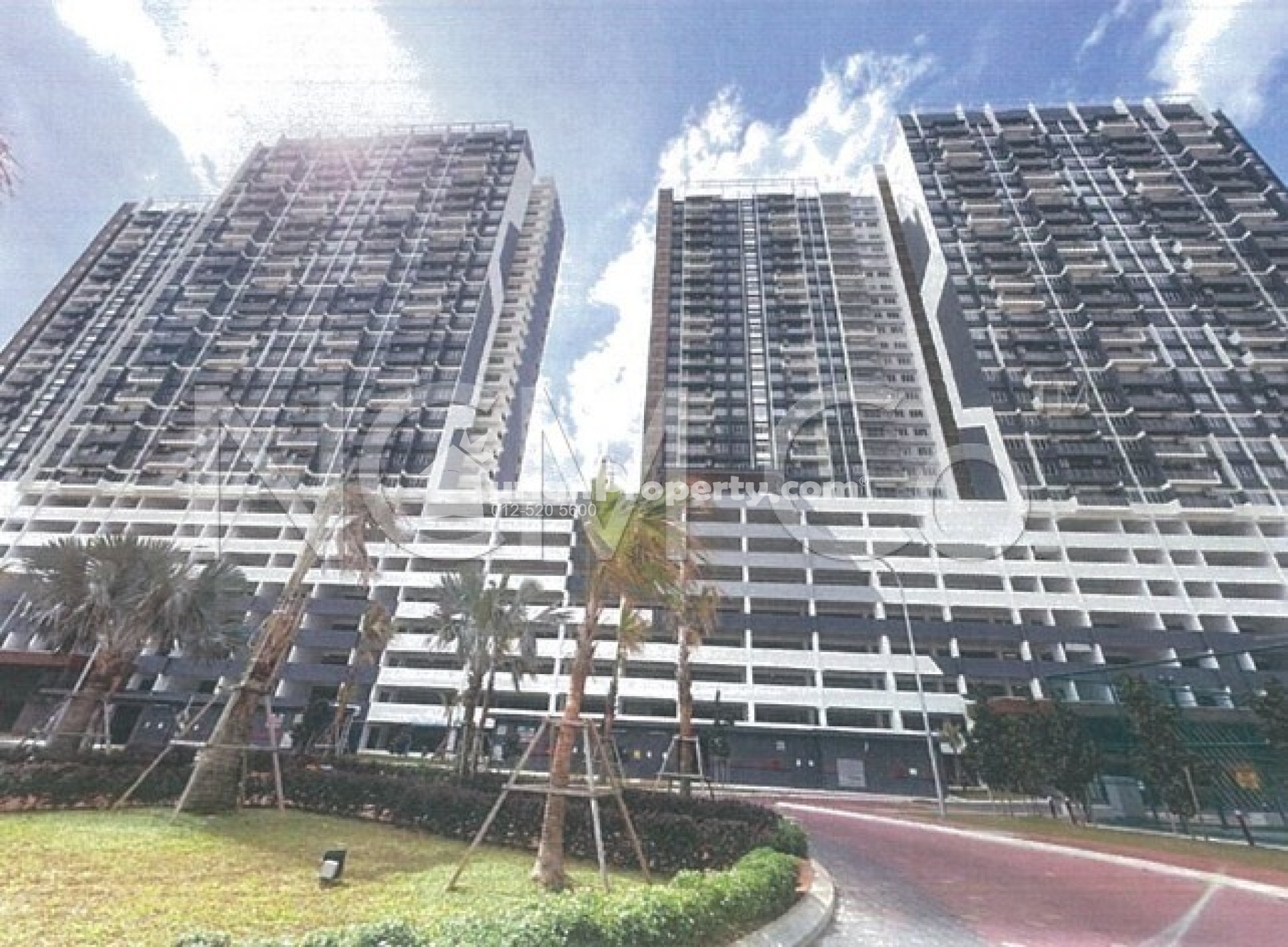 Apartment For Auction at Residensi Adelia