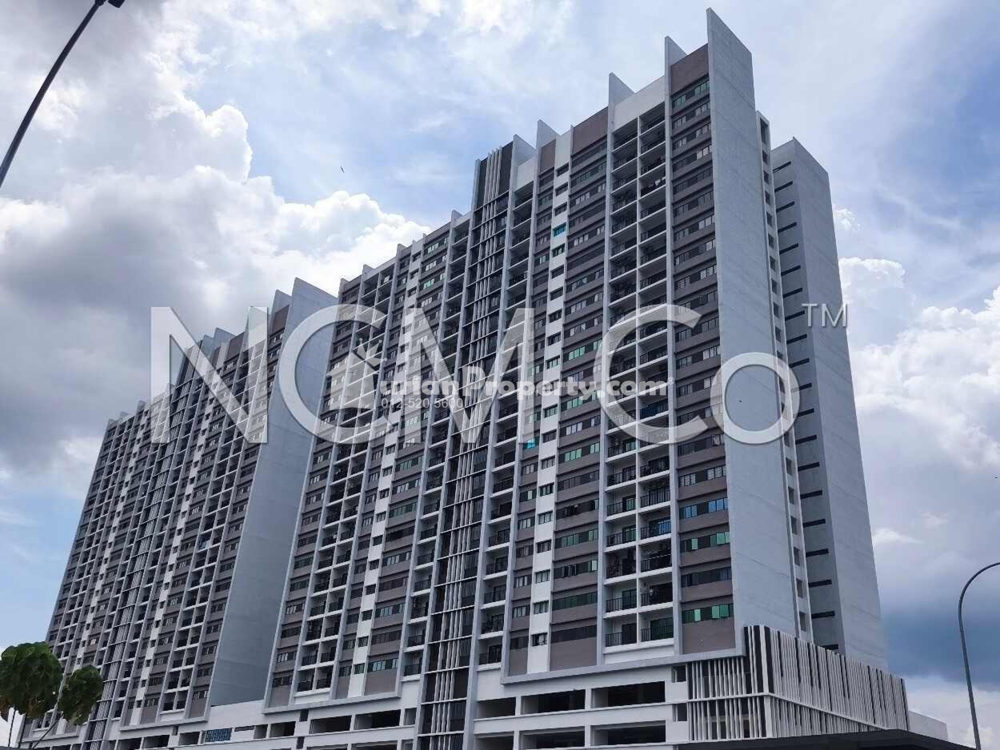 Apartment For Auction at Zahra Residensi