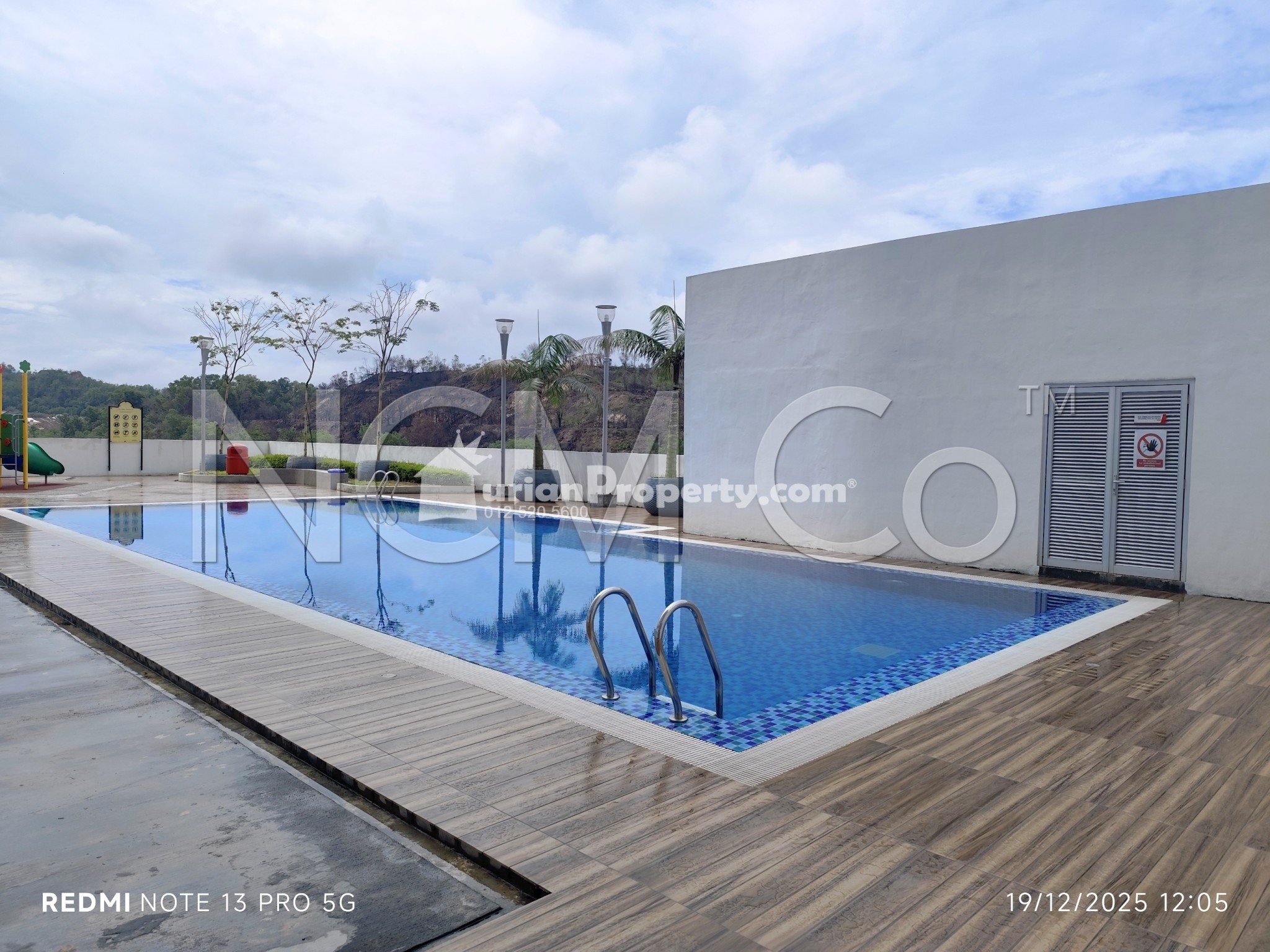 Serviced Residence For Auction at Acacia Residences