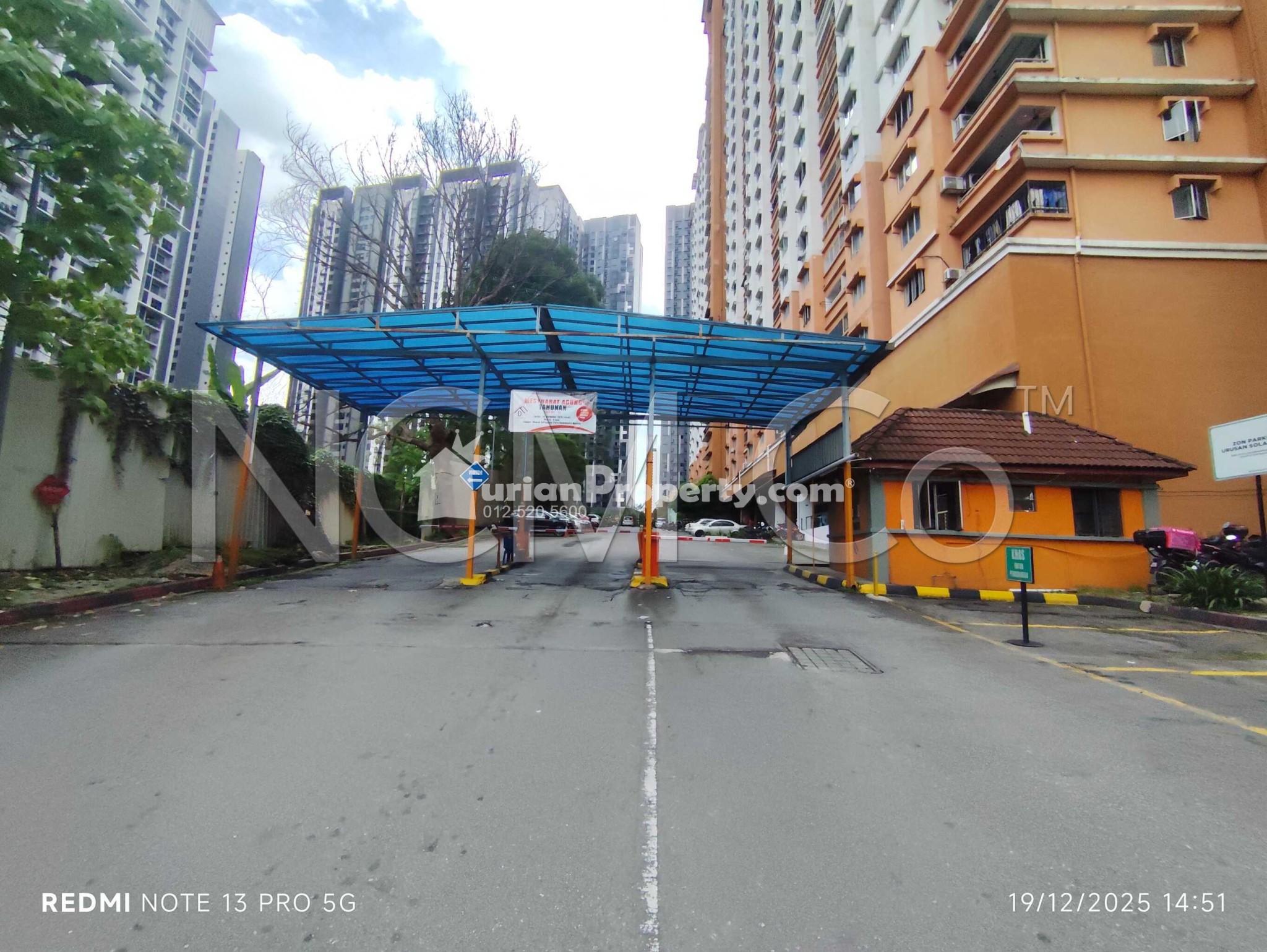 Apartment For Auction at Flora Damansara Apartment