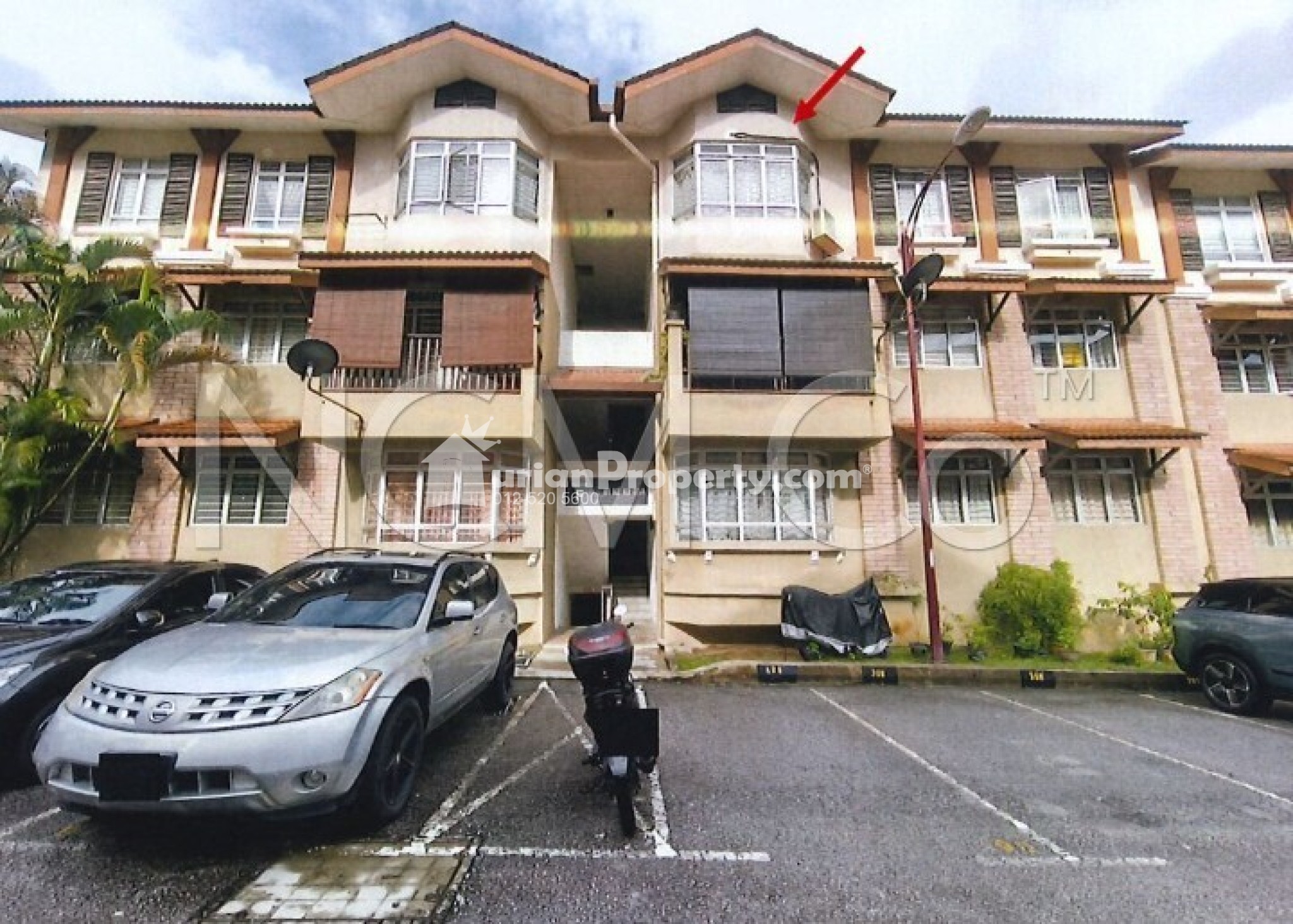 Apartment For Auction at D'Rimba